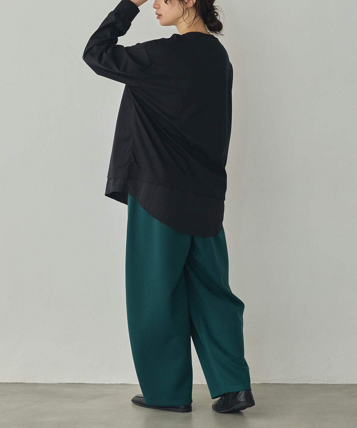 THICK CARDBOARD CURVY PANTS