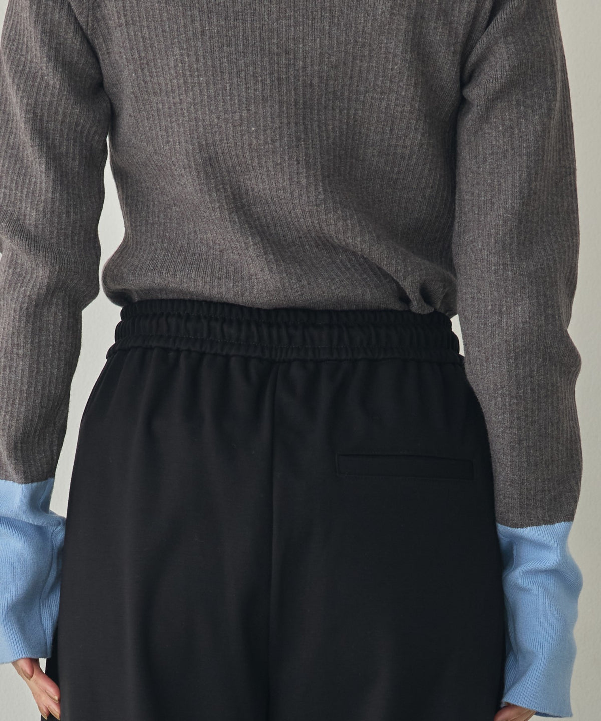 THICK FLEECE-LINED CURVED-LEG PANTS