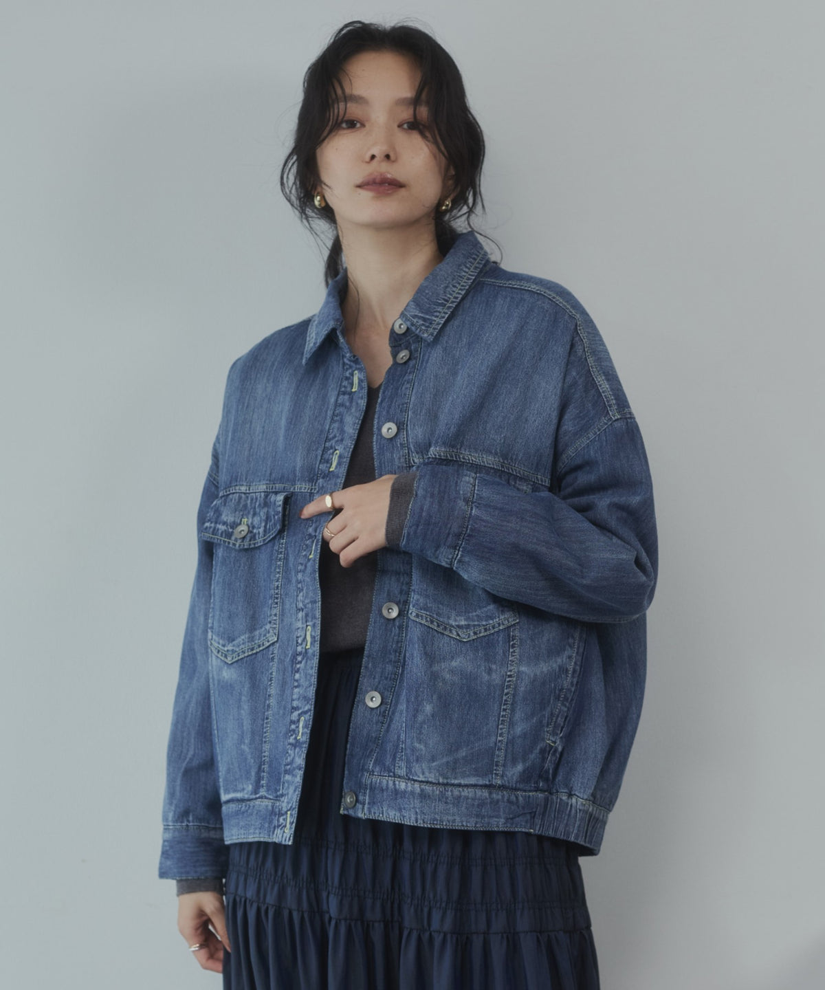LIGHTWEIGHT LIGHTLY PADDED DENIM JACKET