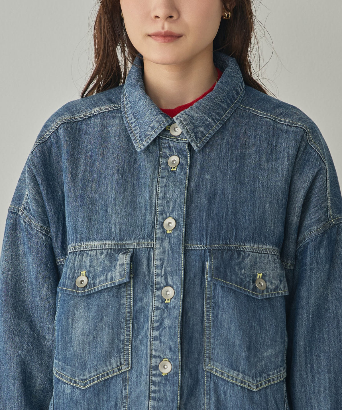 LIGHTWEIGHT LIGHTLY PADDED DENIM JACKET