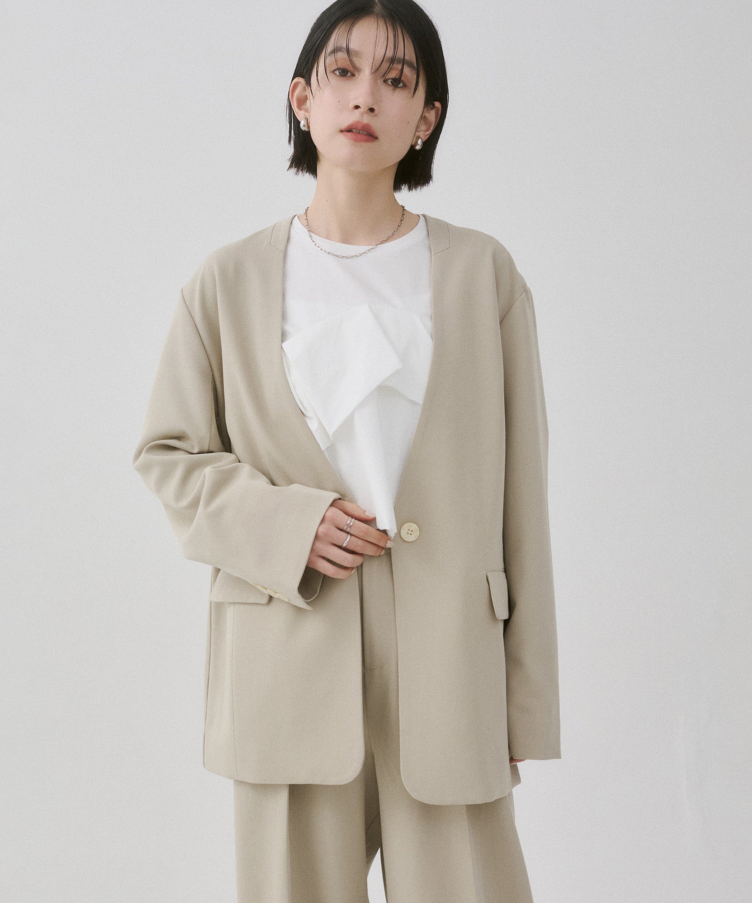 POLYRAYON COLLARLESS JACKET