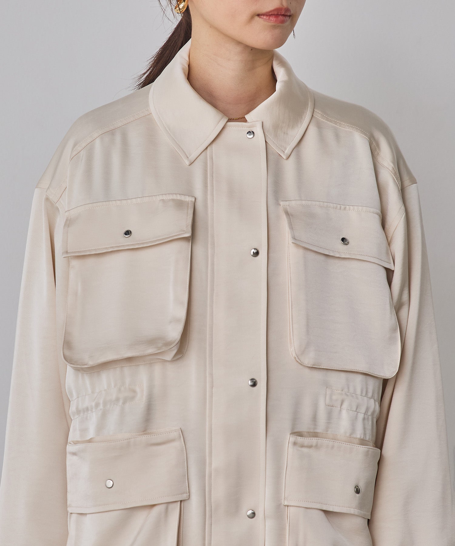 SATIN BIG POCKET LIGHT BLOUSON