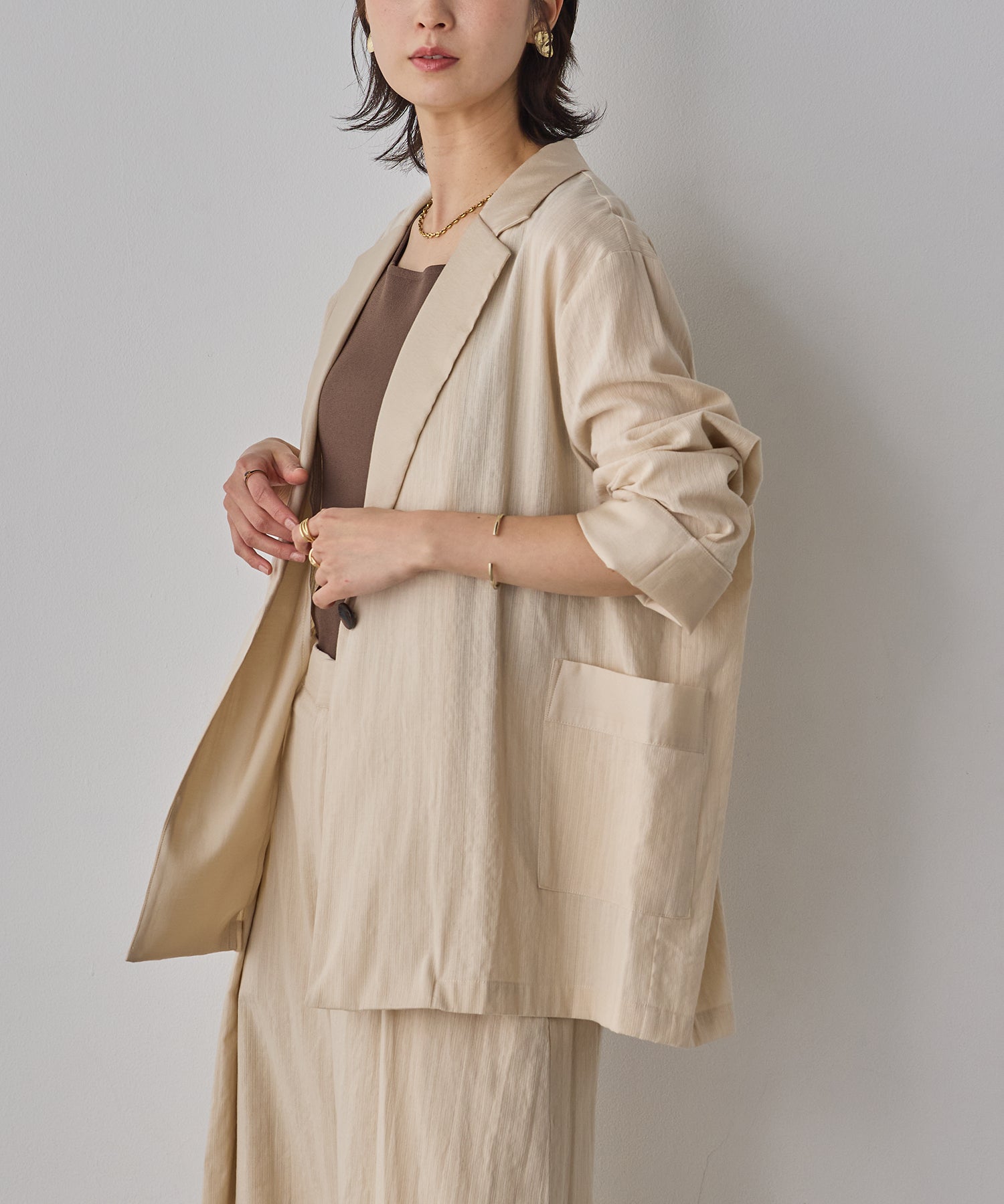 MIXED-FABRIC TAILORED JACKET