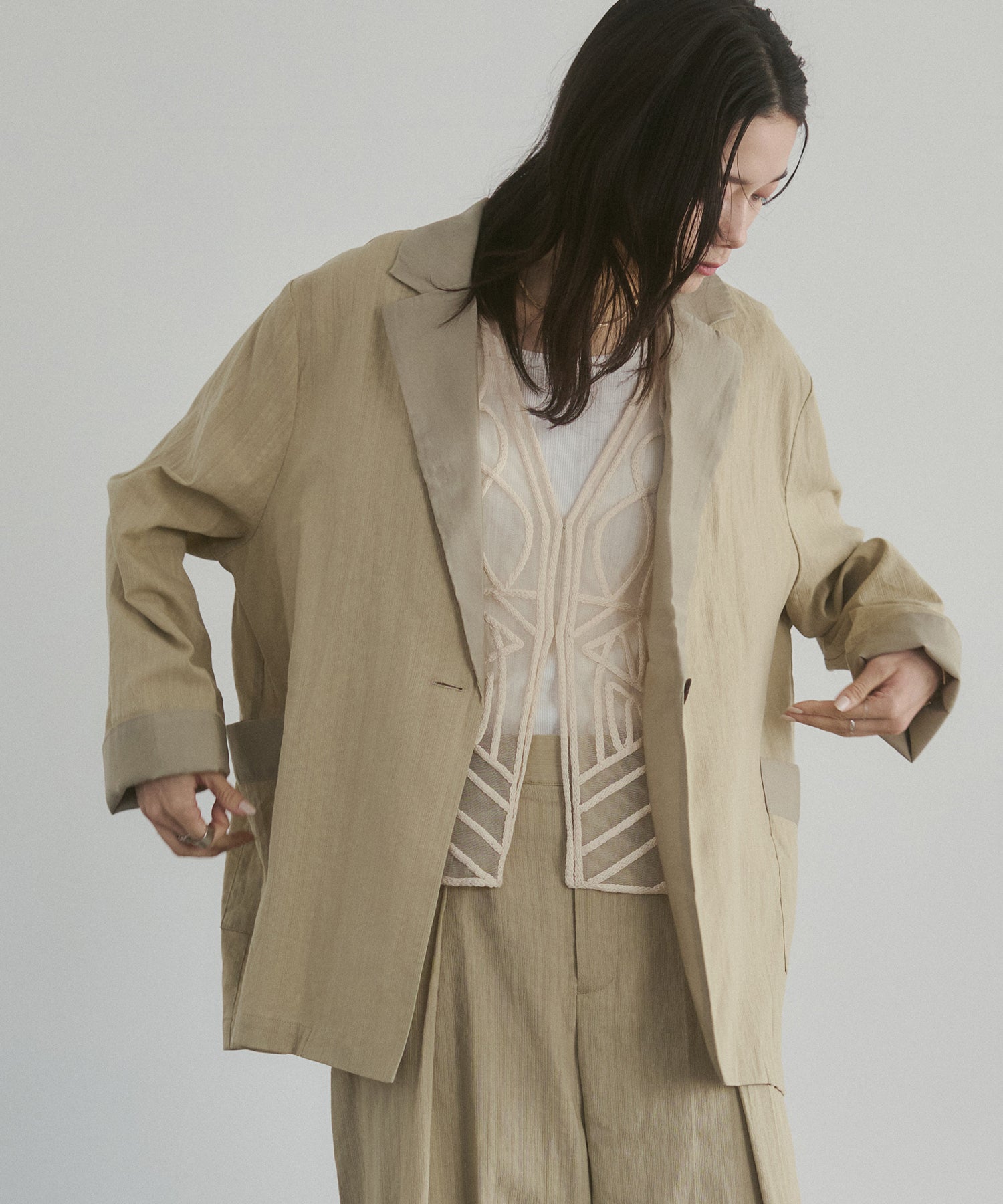 MIXED-FABRIC TAILORED JACKET