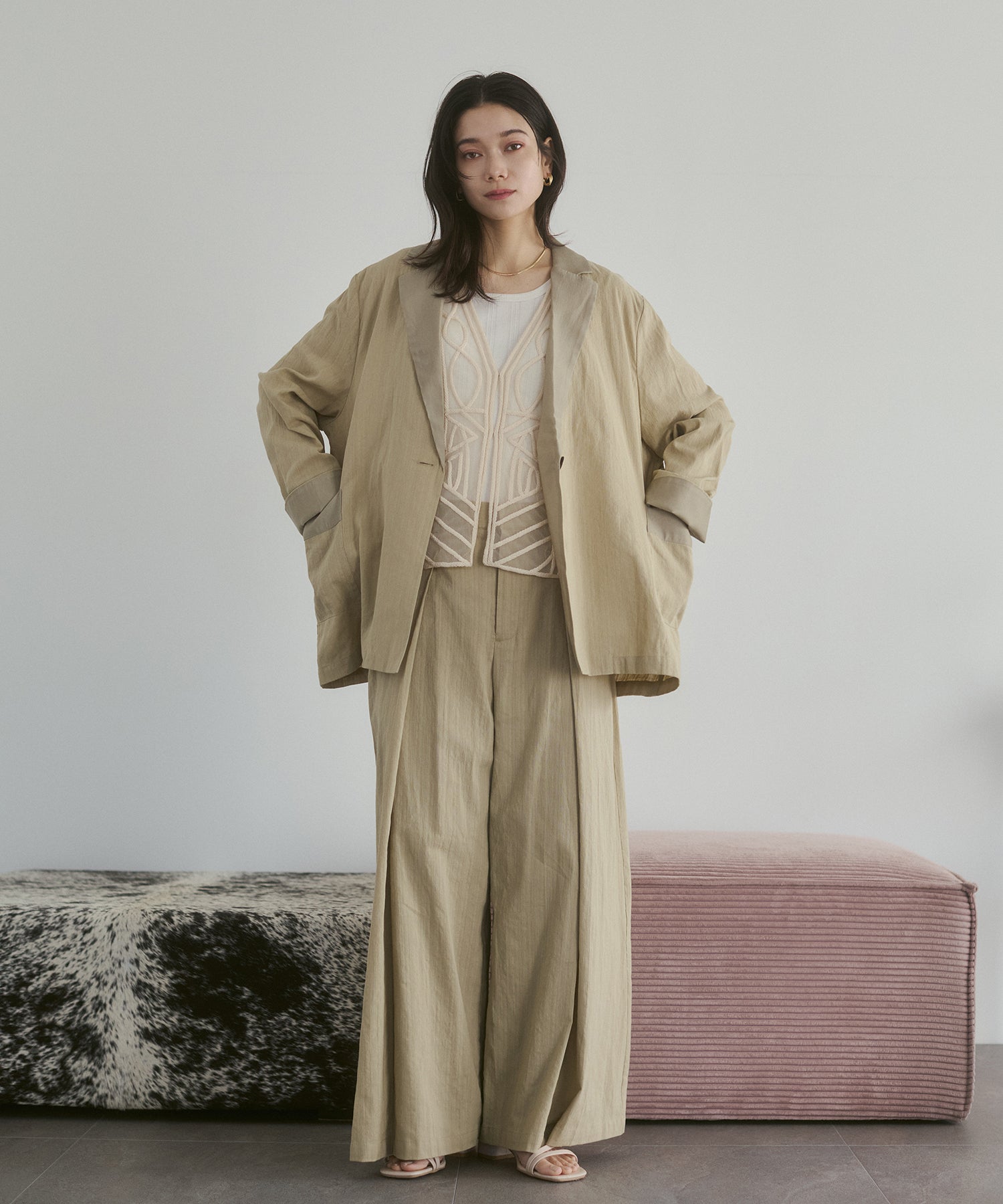 MIXED-FABRIC TAILORED JACKET