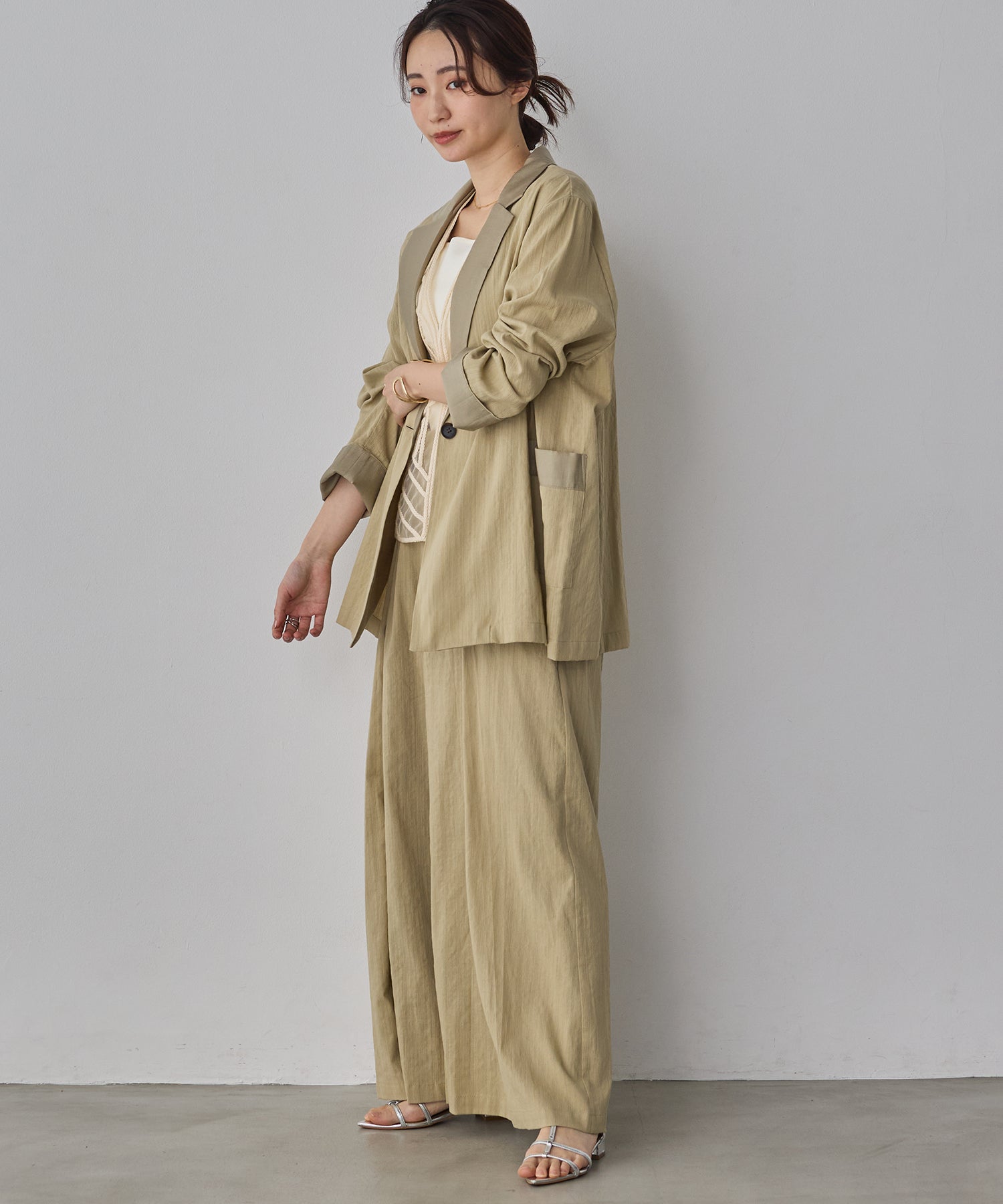 MIXED-FABRIC TAILORED JACKET