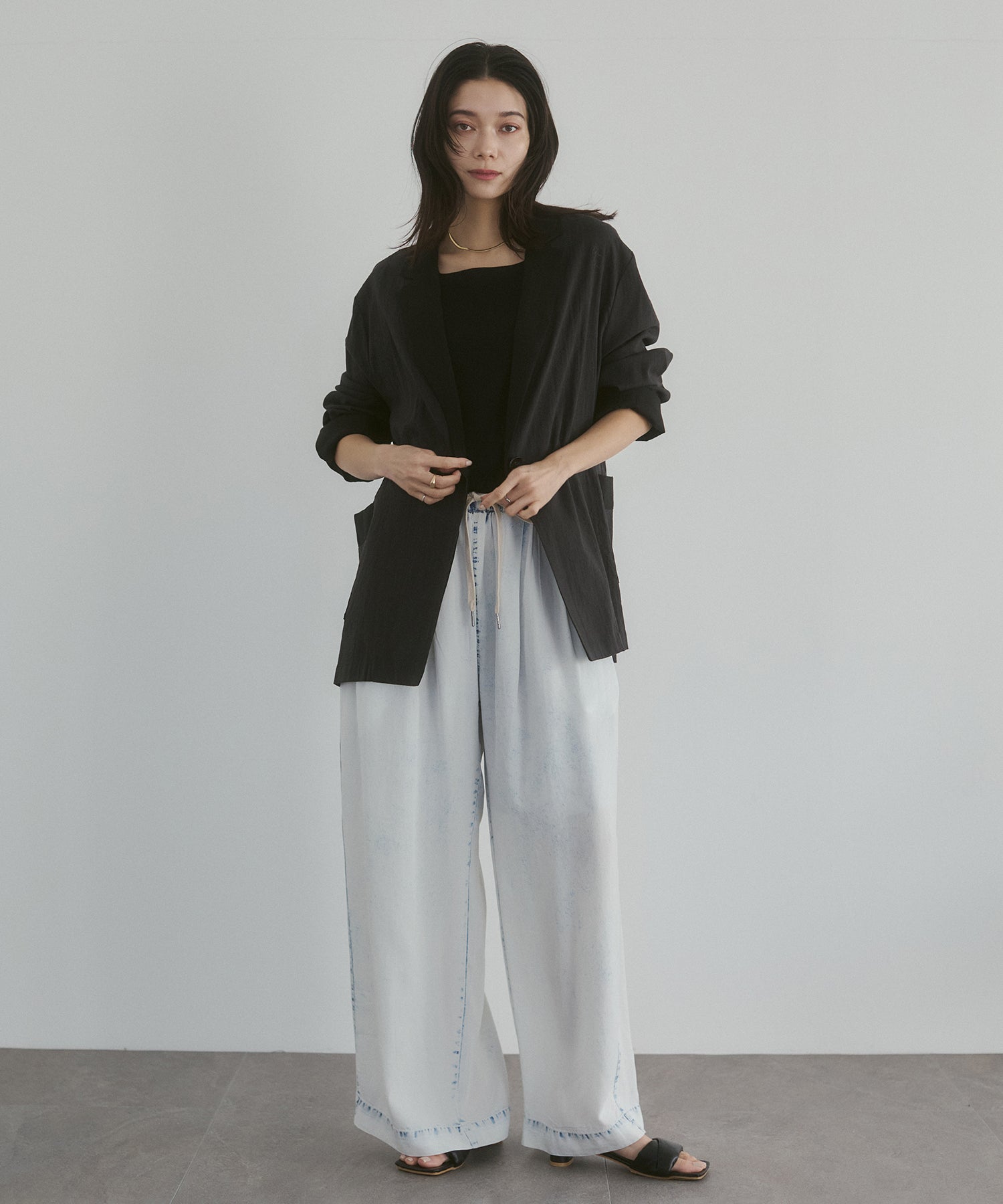 MIXED-FABRIC TAILORED JACKET