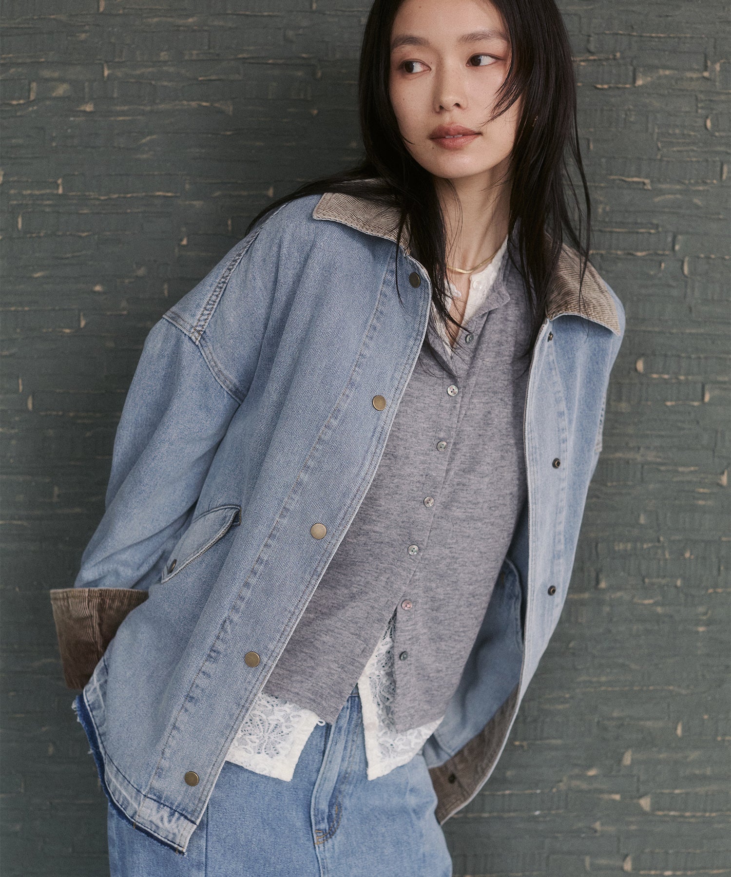 TWO-TONE DENIM JACKET
