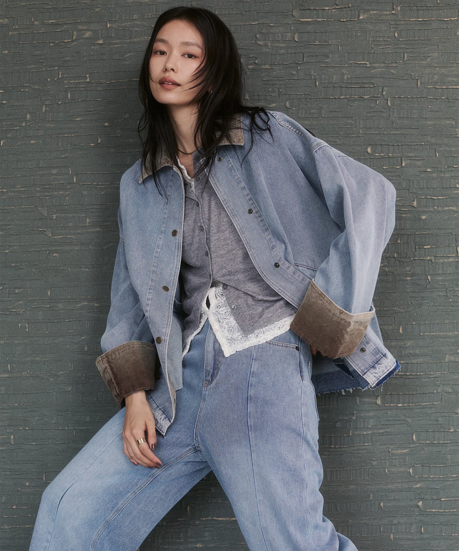 TWO-TONE DENIM JACKET