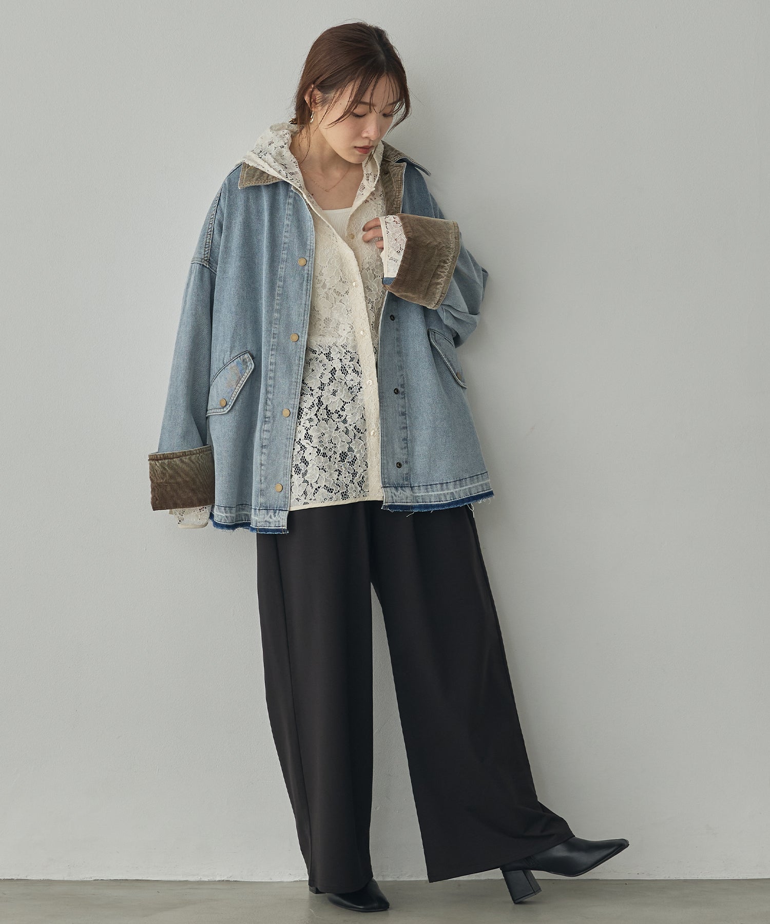 TWO-TONE DENIM JACKET