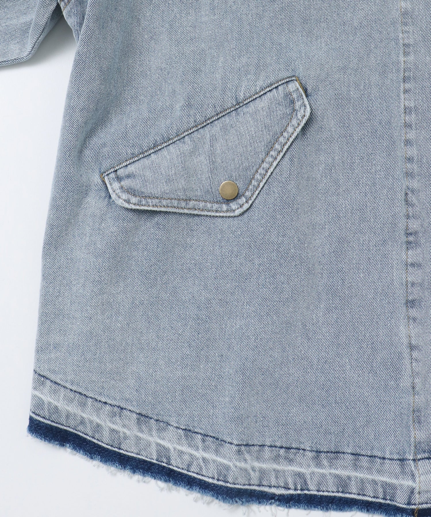 TWO-TONE DENIM JACKET