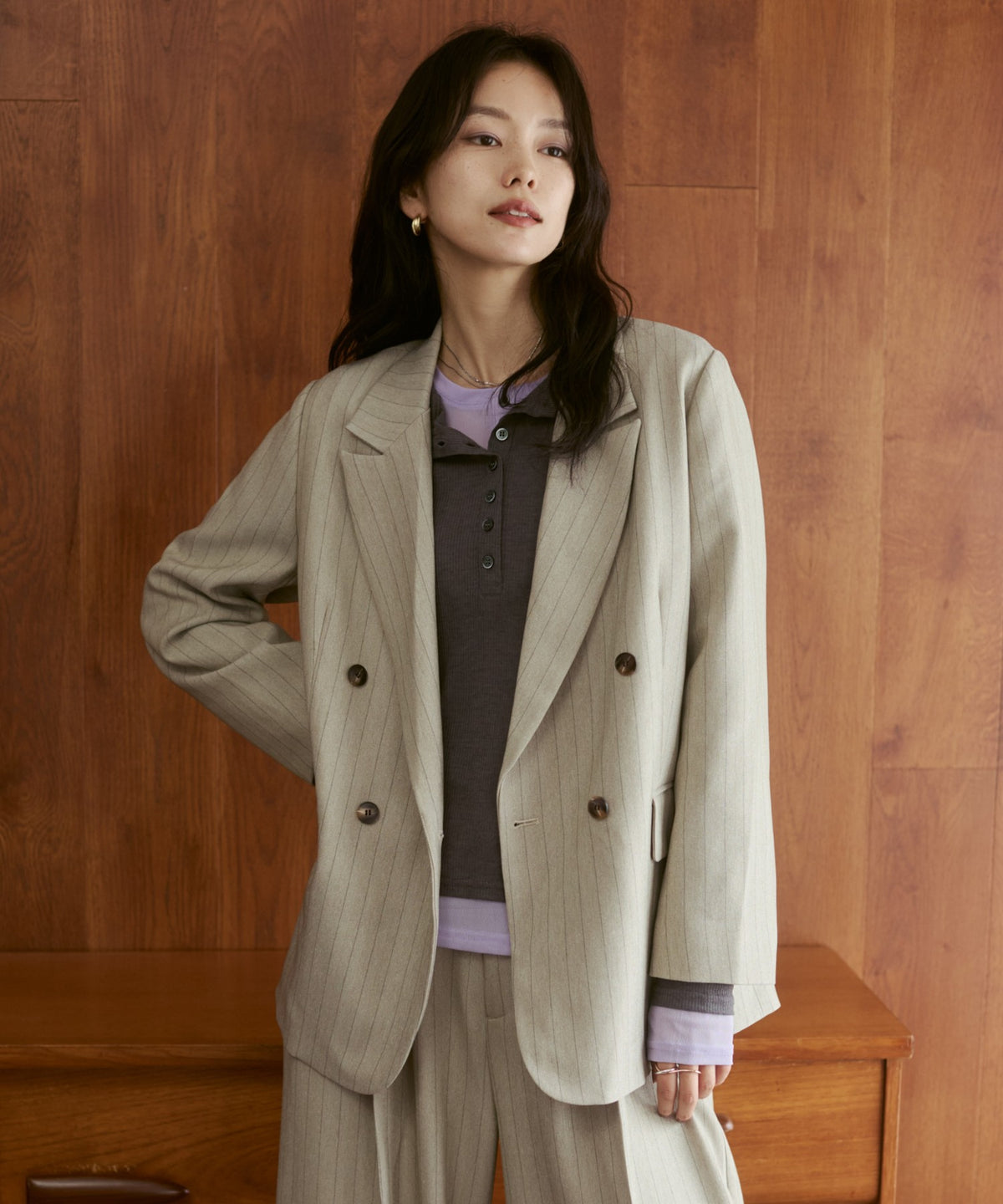 DOUBLE-BREASTED JACKET