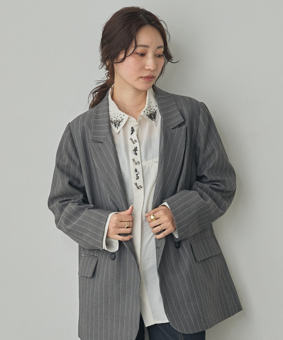 DOUBLE-BREASTED JACKET
