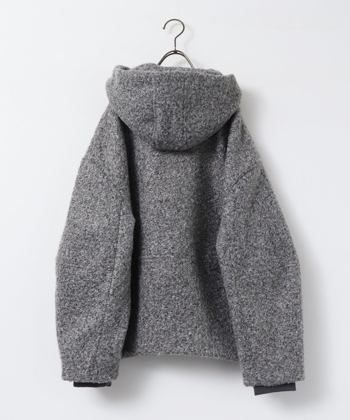 CURLY BOUCLÉ HOODED SHORT JACKET