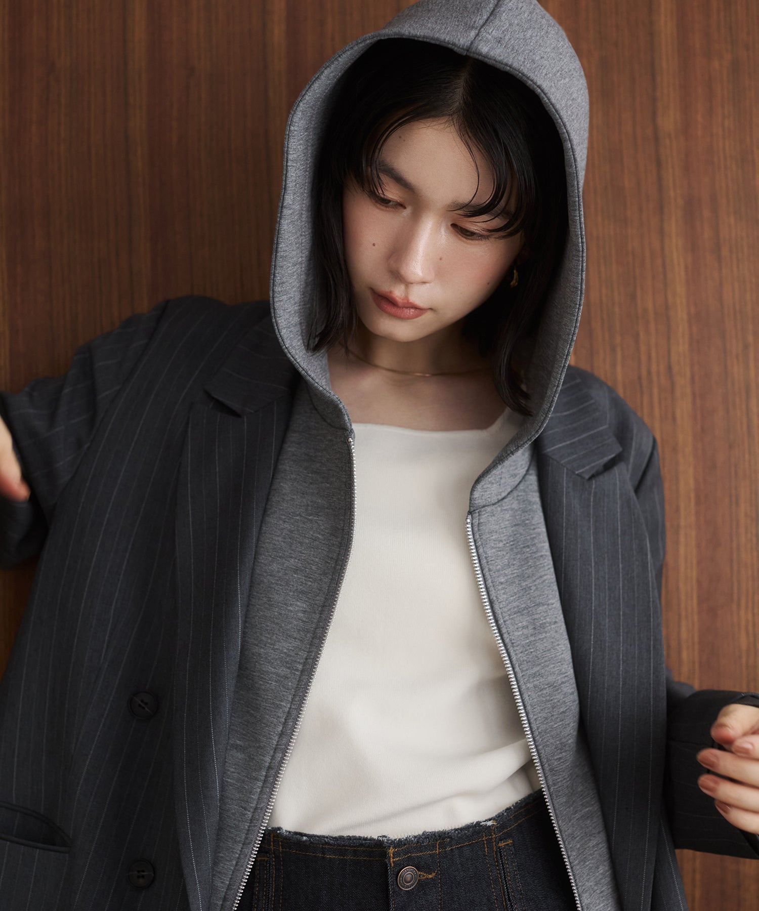 ダンボール ジップパーカー