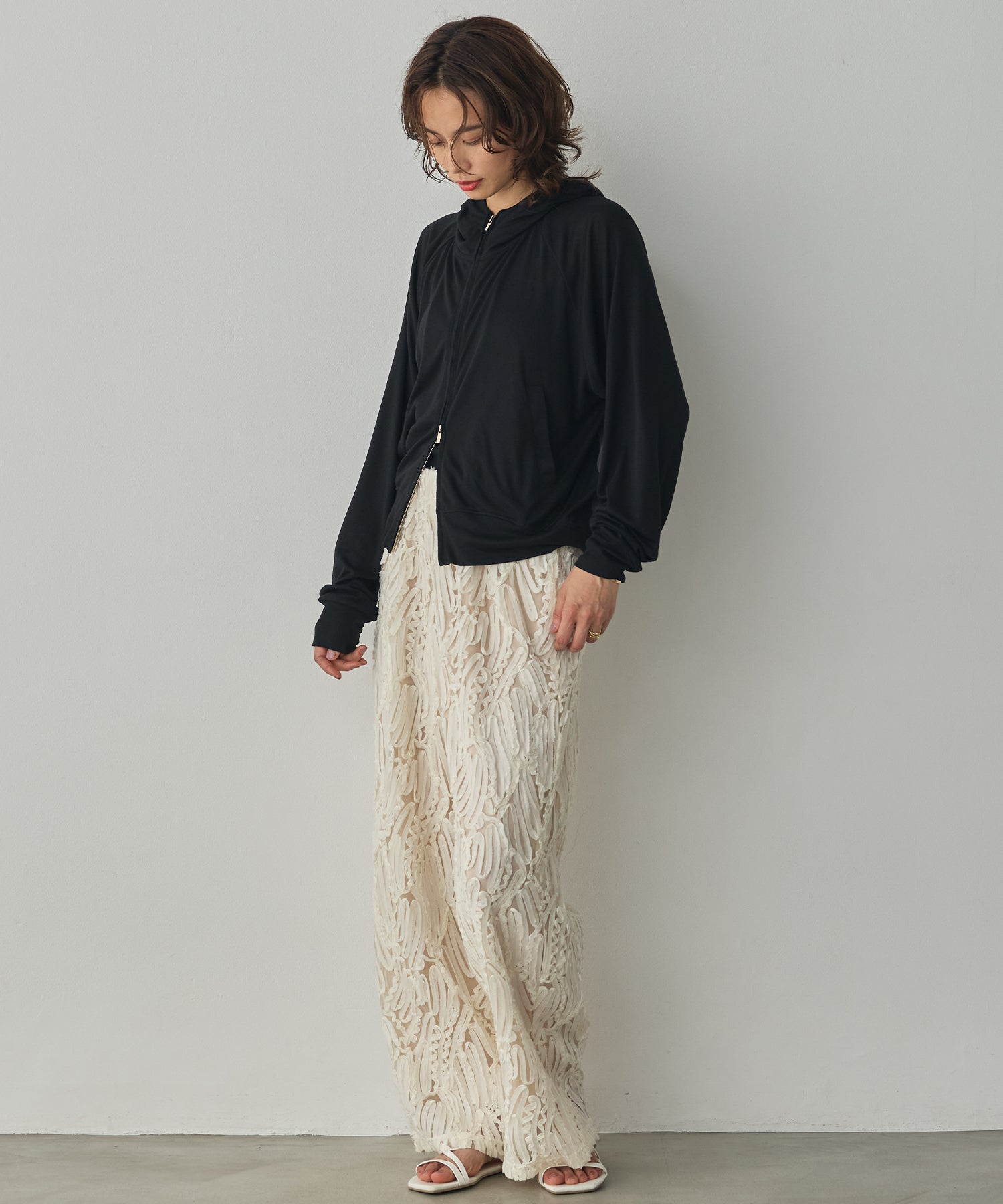 LIGHTWEIGHT KNIT DOCKING W-ZIP HOODIE