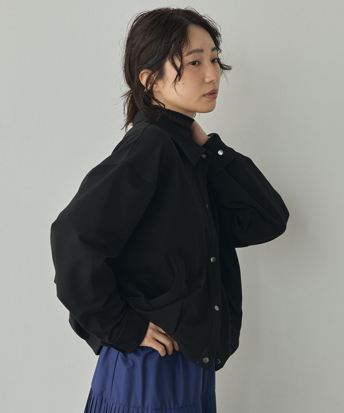 FLEECE-LINED TUCKED-COLLAR SHIRT JACKET