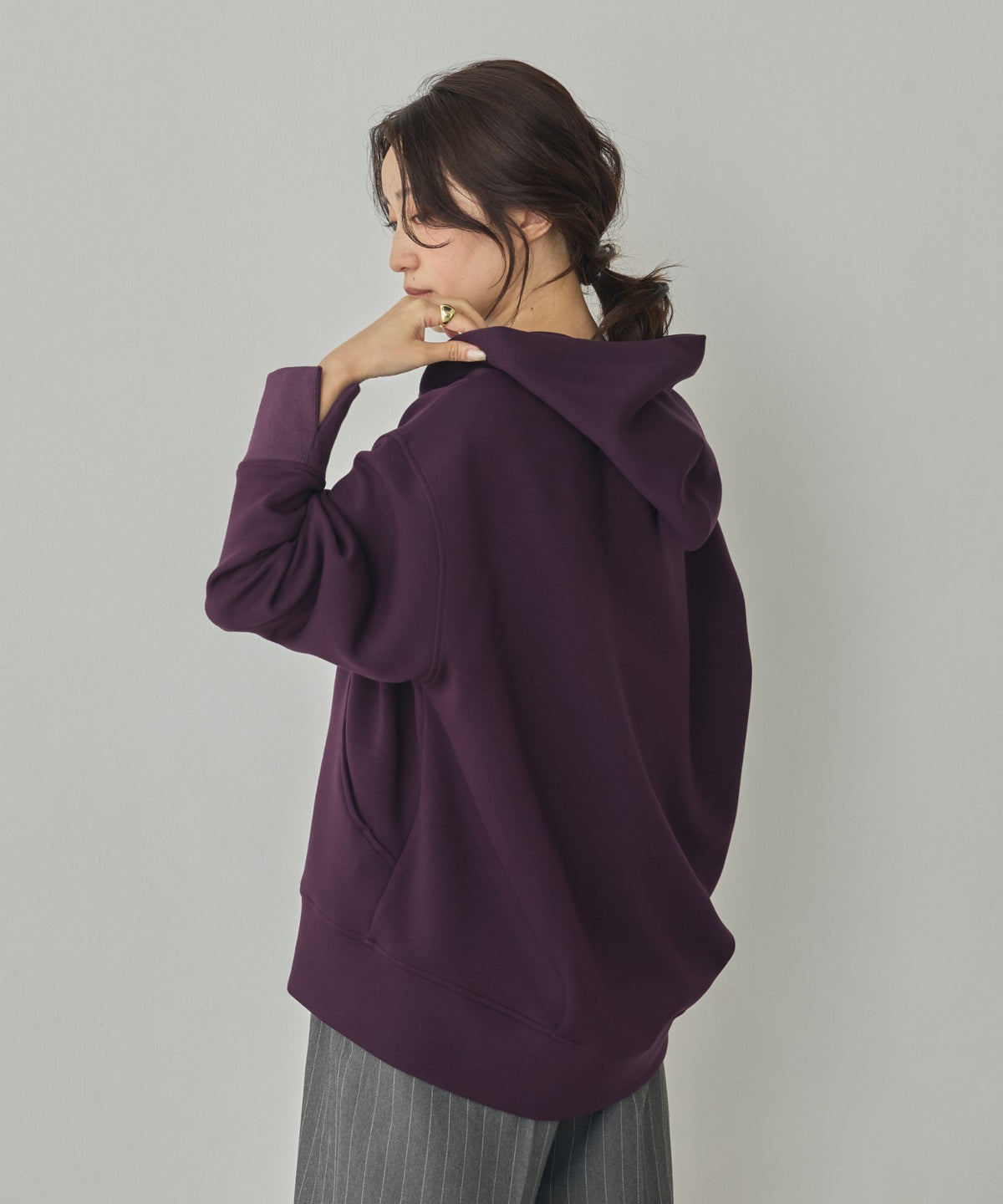 CARDBOARD ZIP-UP HOODIE