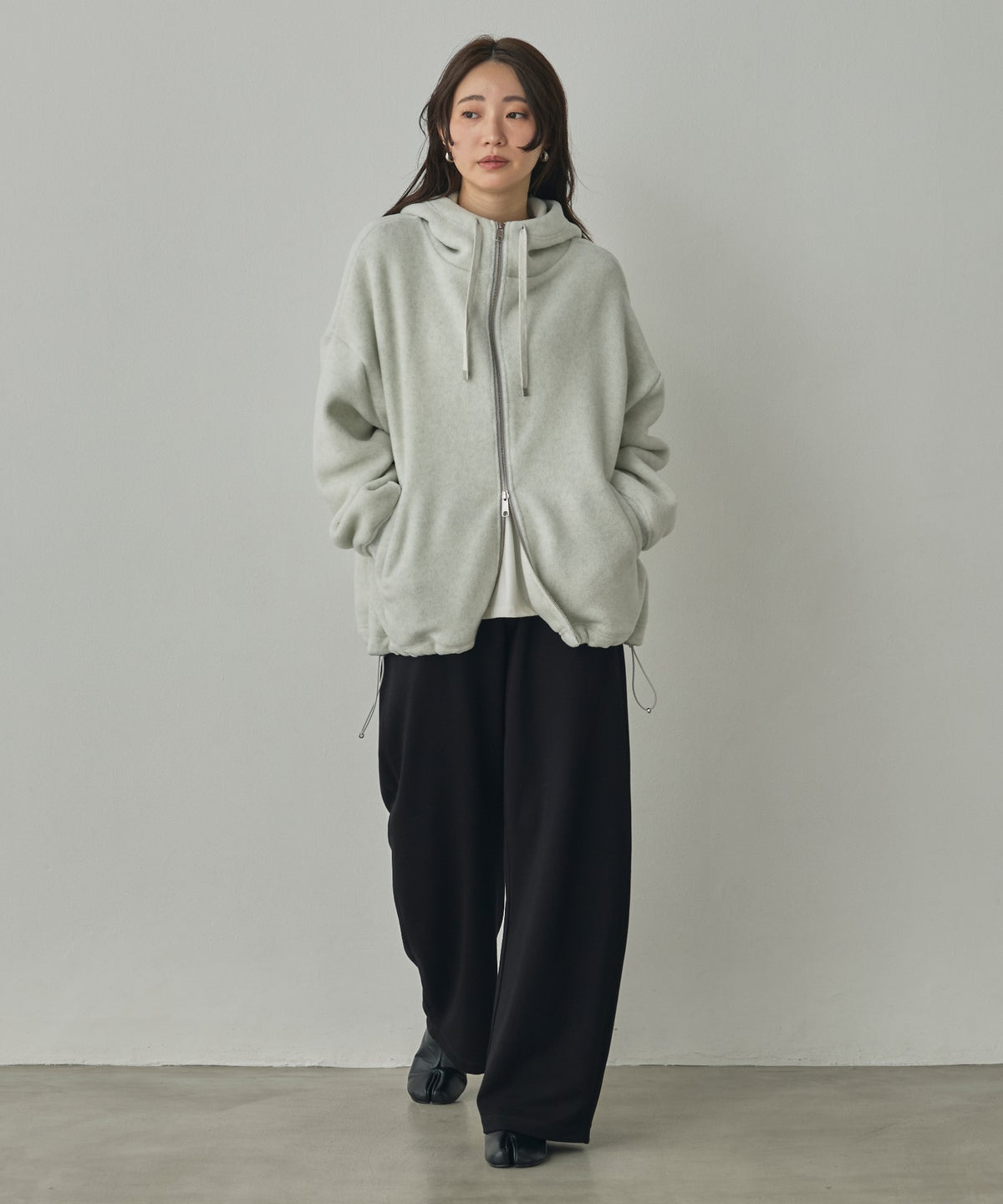 BOUCLÉ-CUT HOODED BLOUSON