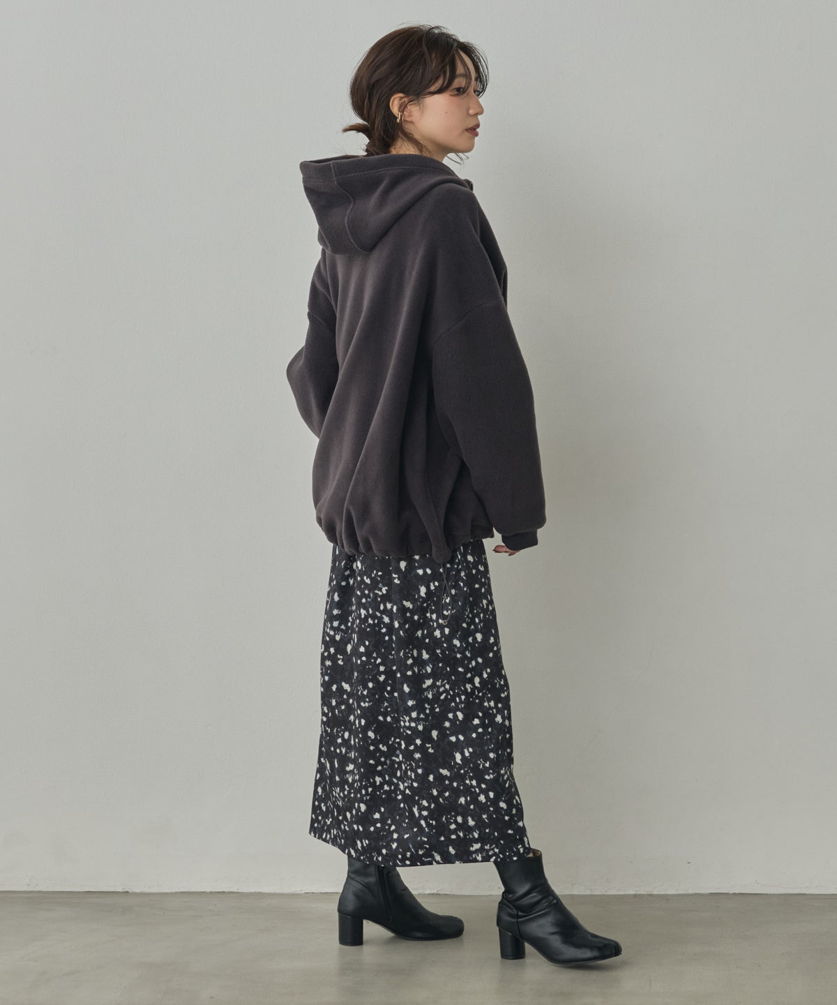 BOUCLÉ-CUT HOODED BLOUSON