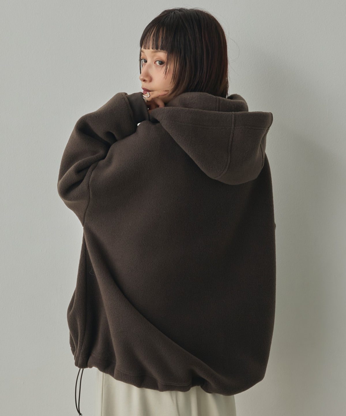 BOUCLÉ-CUT HOODED BLOUSON