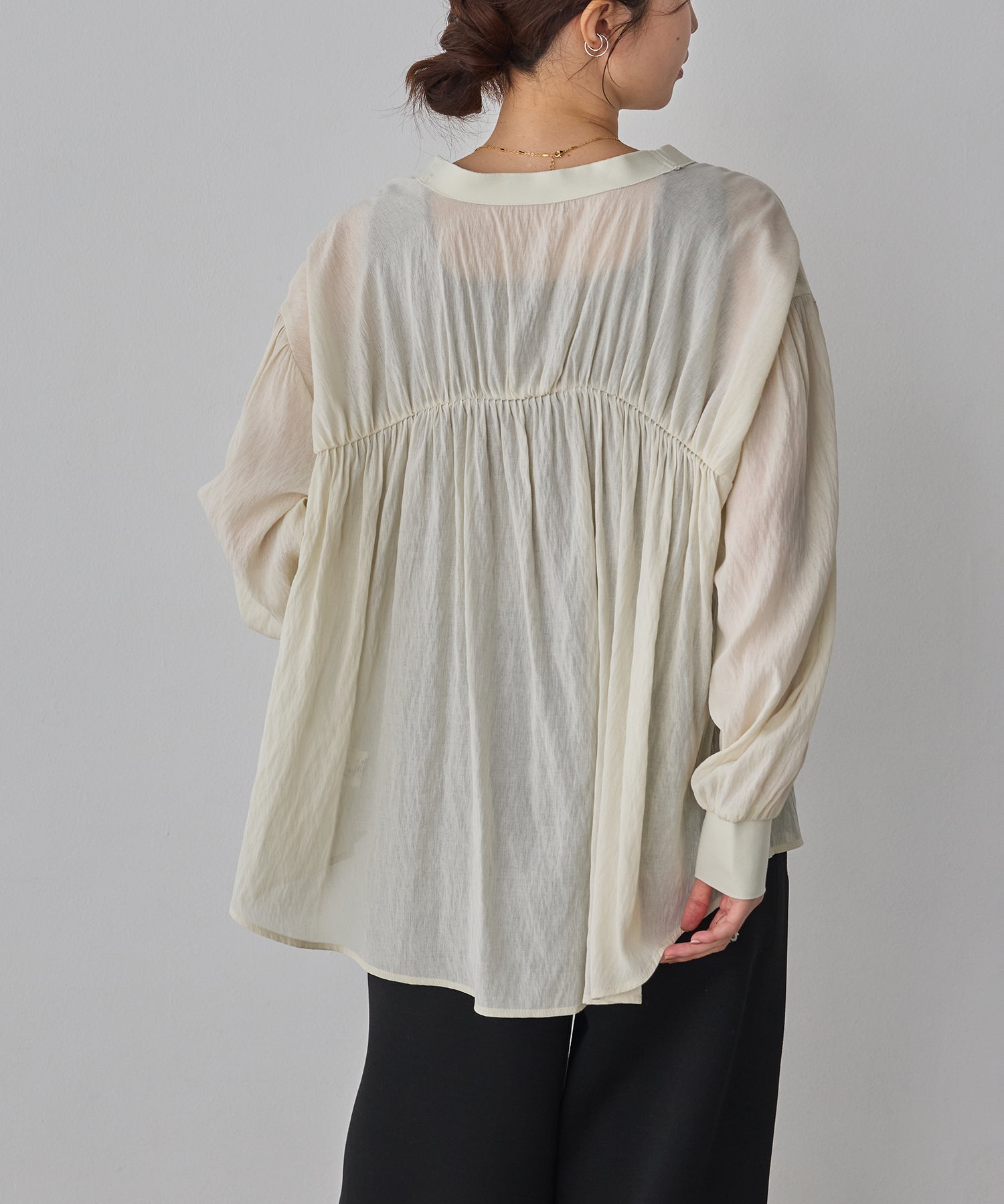 SHEER GATHERED CARDIGAN