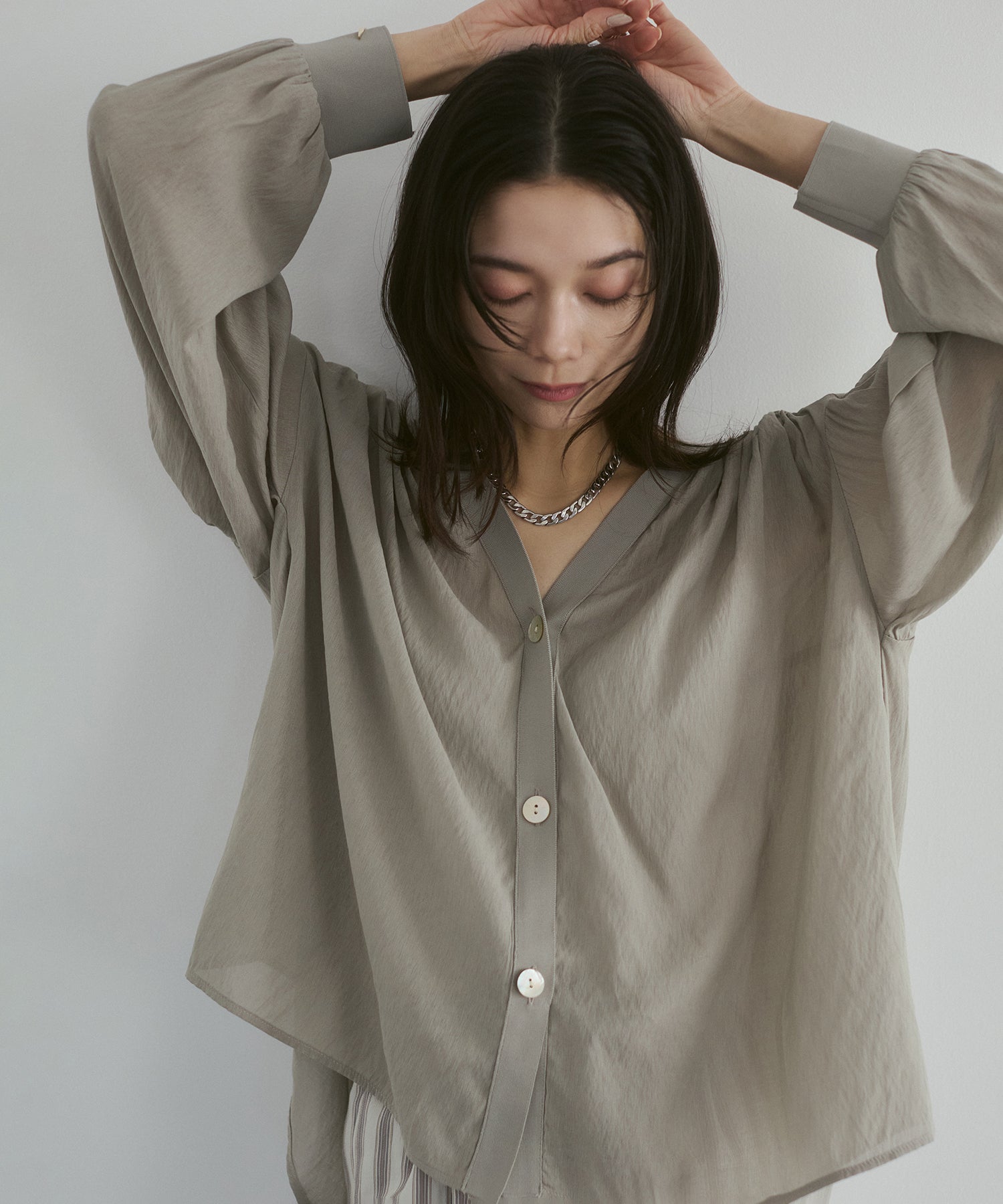 SHEER GATHERED CARDIGAN