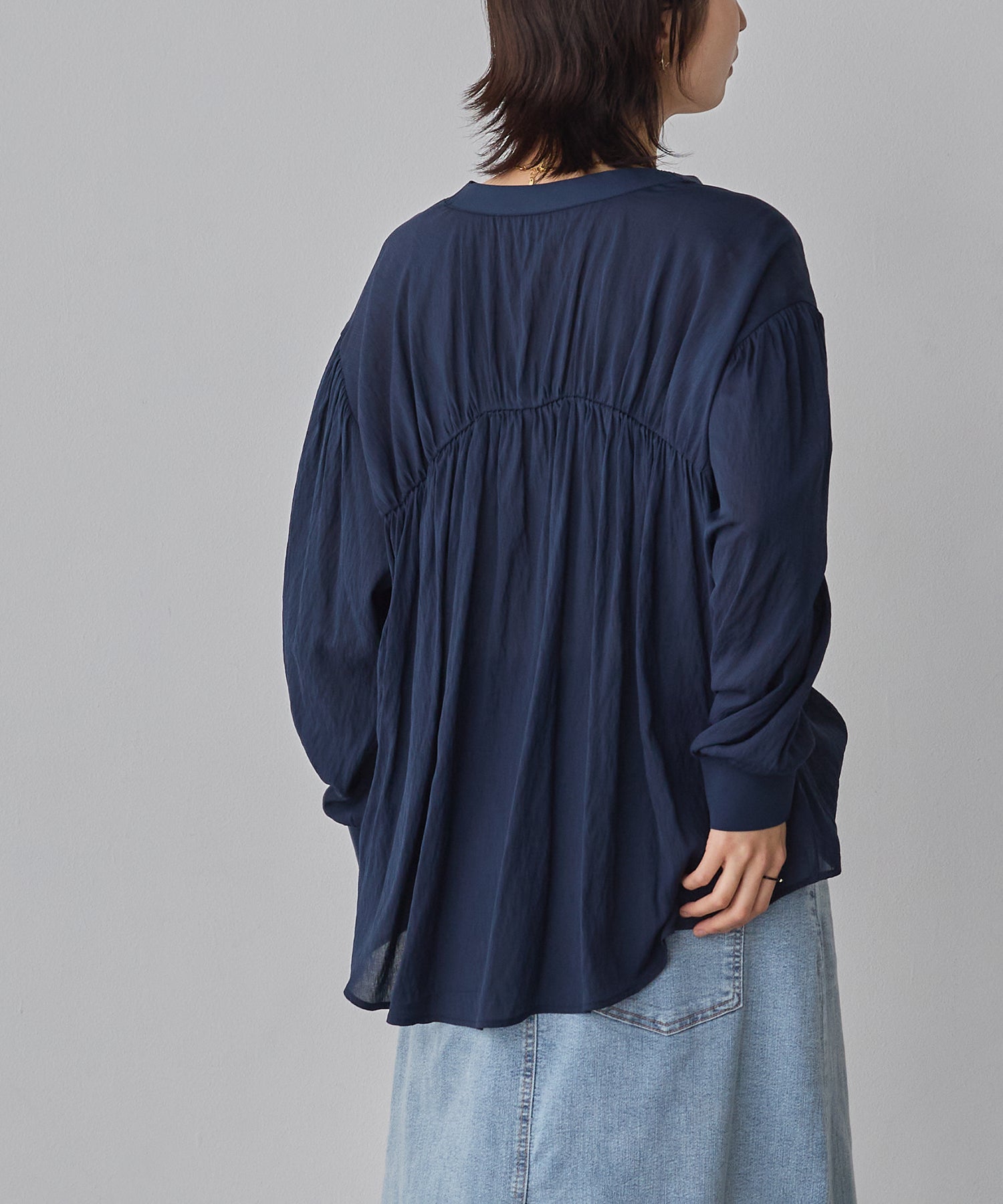 SHEER GATHERED CARDIGAN