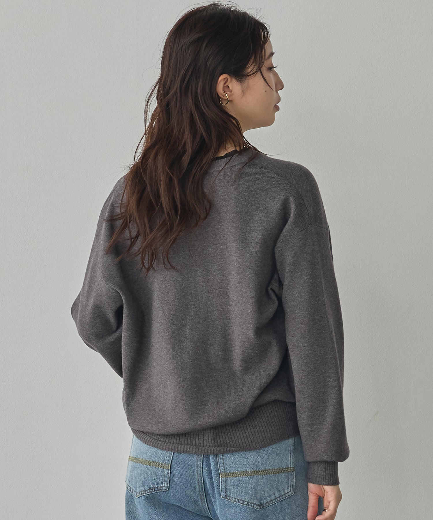 [ANTI-STATIC] YAWAMOCHI YARN V-NECK DOCKING CARDIGAN
