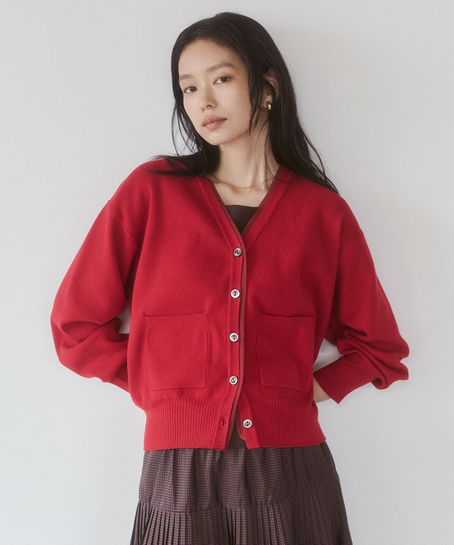 [ANTI-STATIC] YAWAMOCHI YARN V-NECK DOCKING CARDIGAN