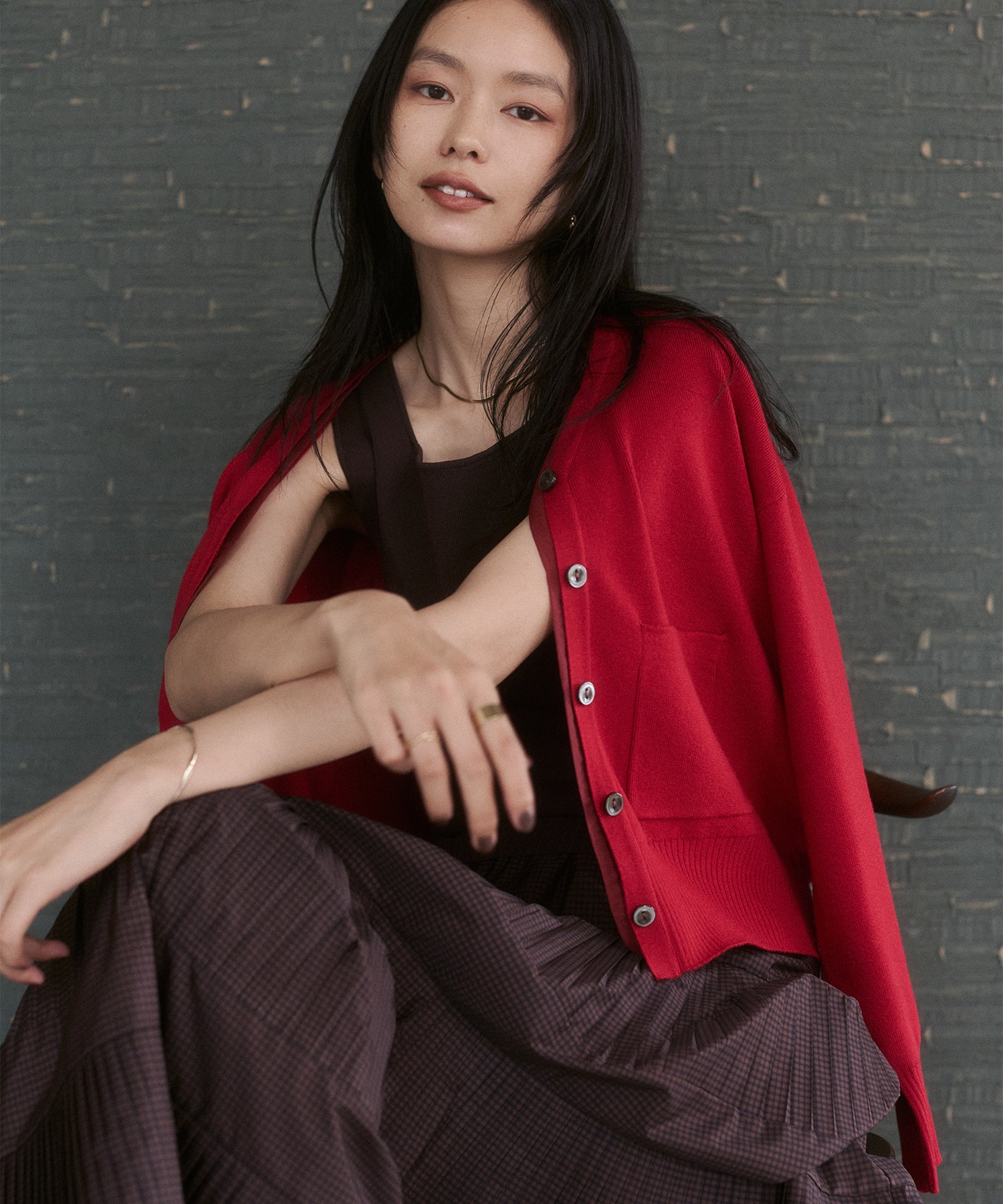 [ANTI-STATIC] YAWAMOCHI YARN V-NECK DOCKING CARDIGAN