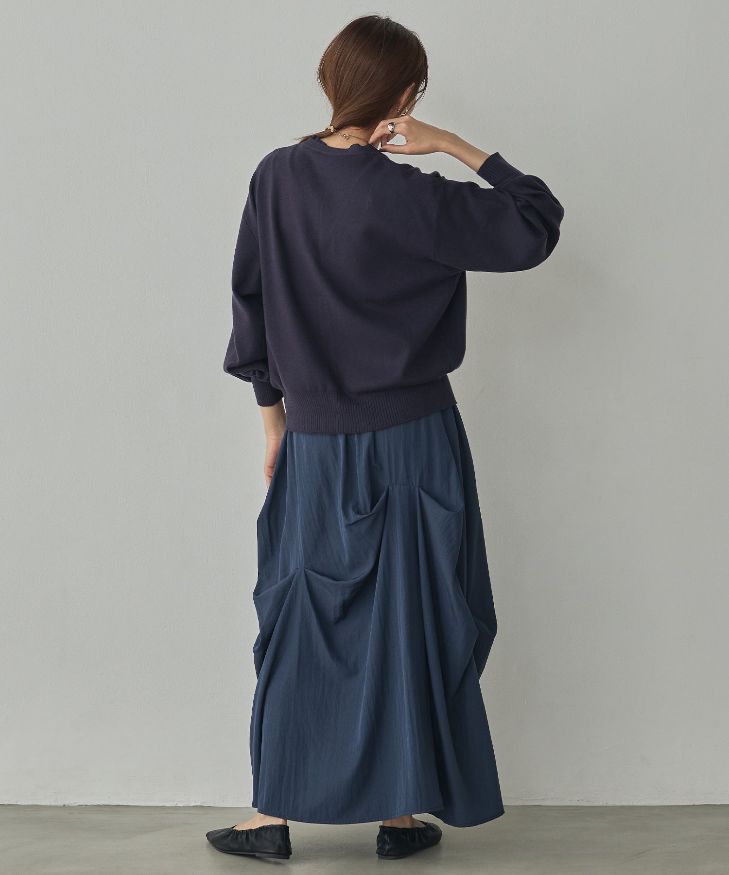 [ANTI-STATIC] YAWAMOCHI YARN V-NECK DOCKING CARDIGAN