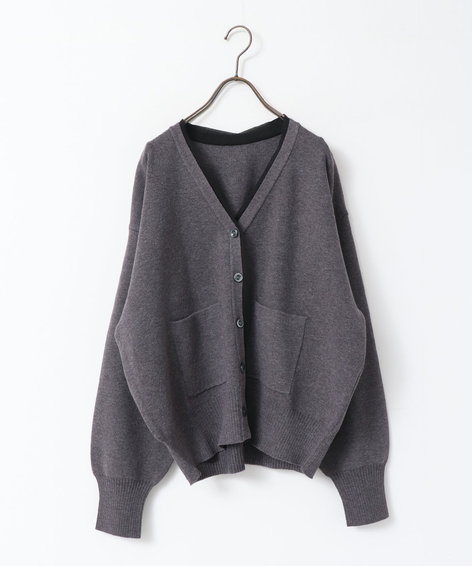 [ANTI-STATIC] YAWAMOCHI YARN V-NECK DOCKING CARDIGAN