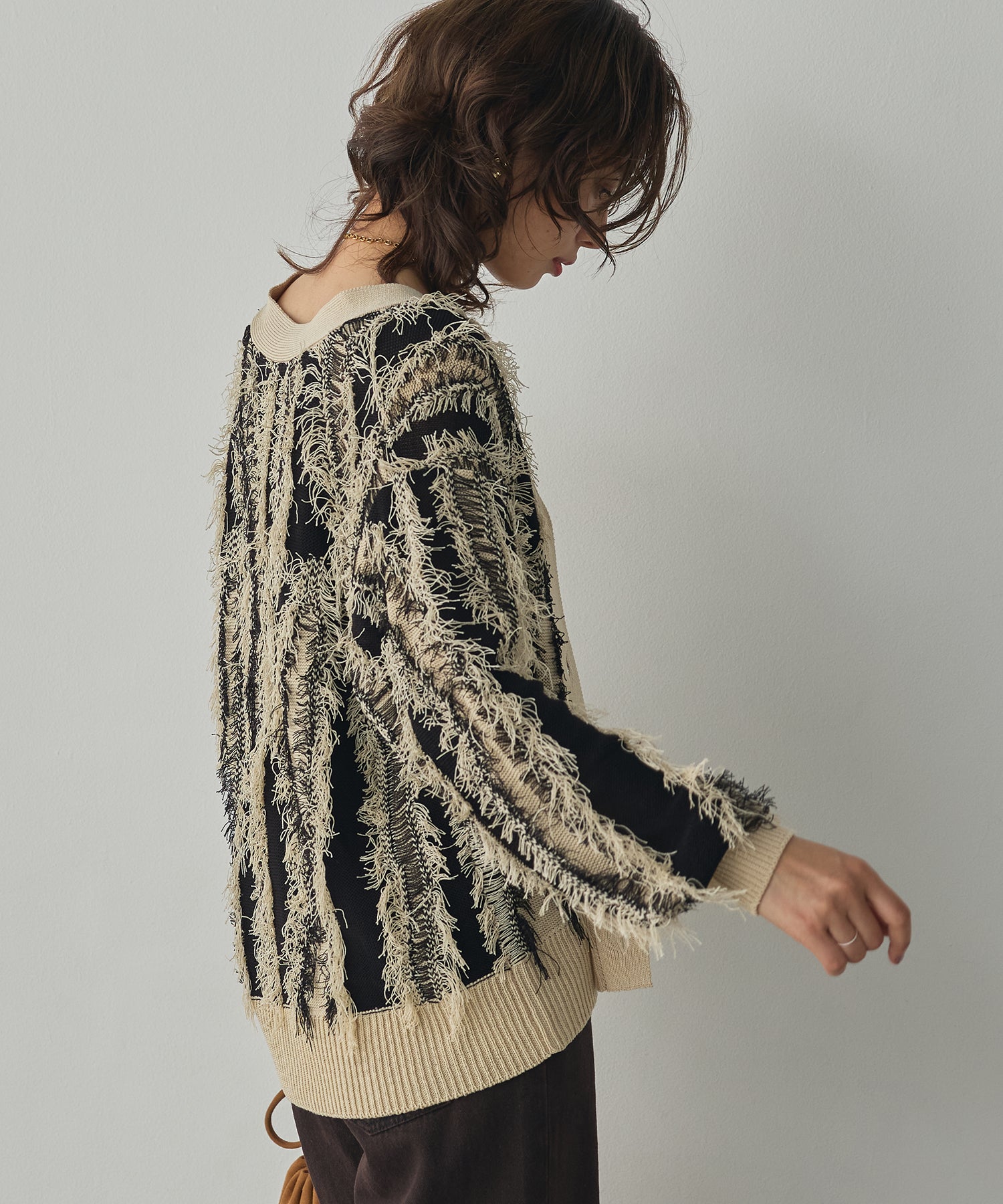 [PRE-ORDER]FRINGE-DESIGN KNIT CARDIGAN