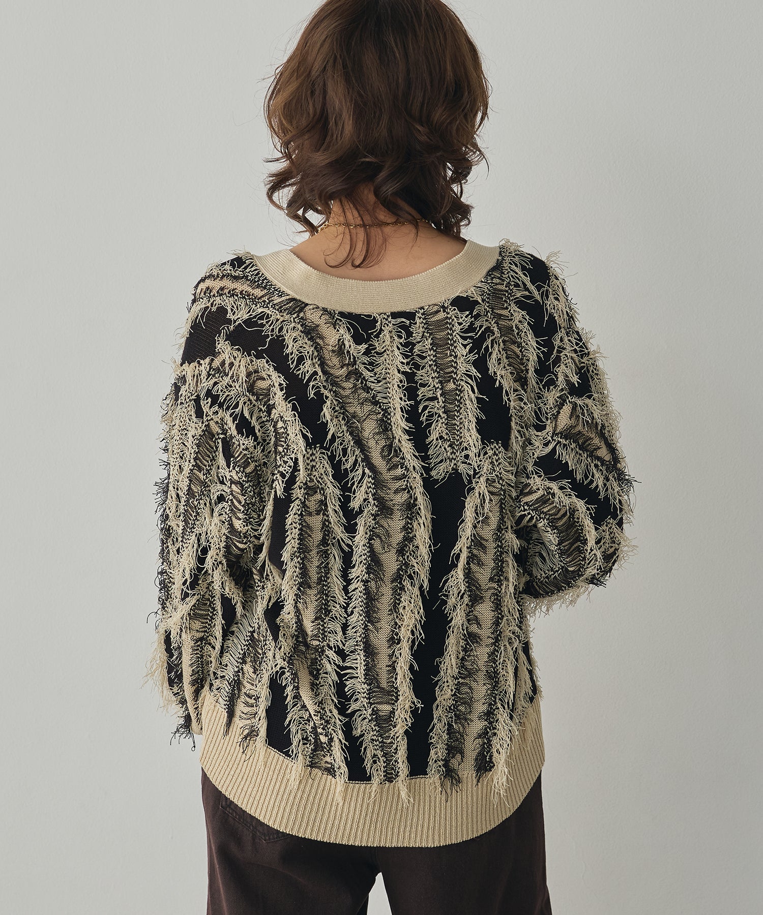 [PRE-ORDER]FRINGE-DESIGN KNIT CARDIGAN