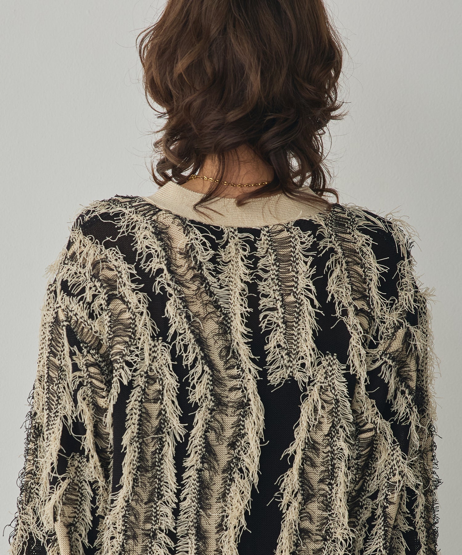 [PRE-ORDER]FRINGE-DESIGN KNIT CARDIGAN