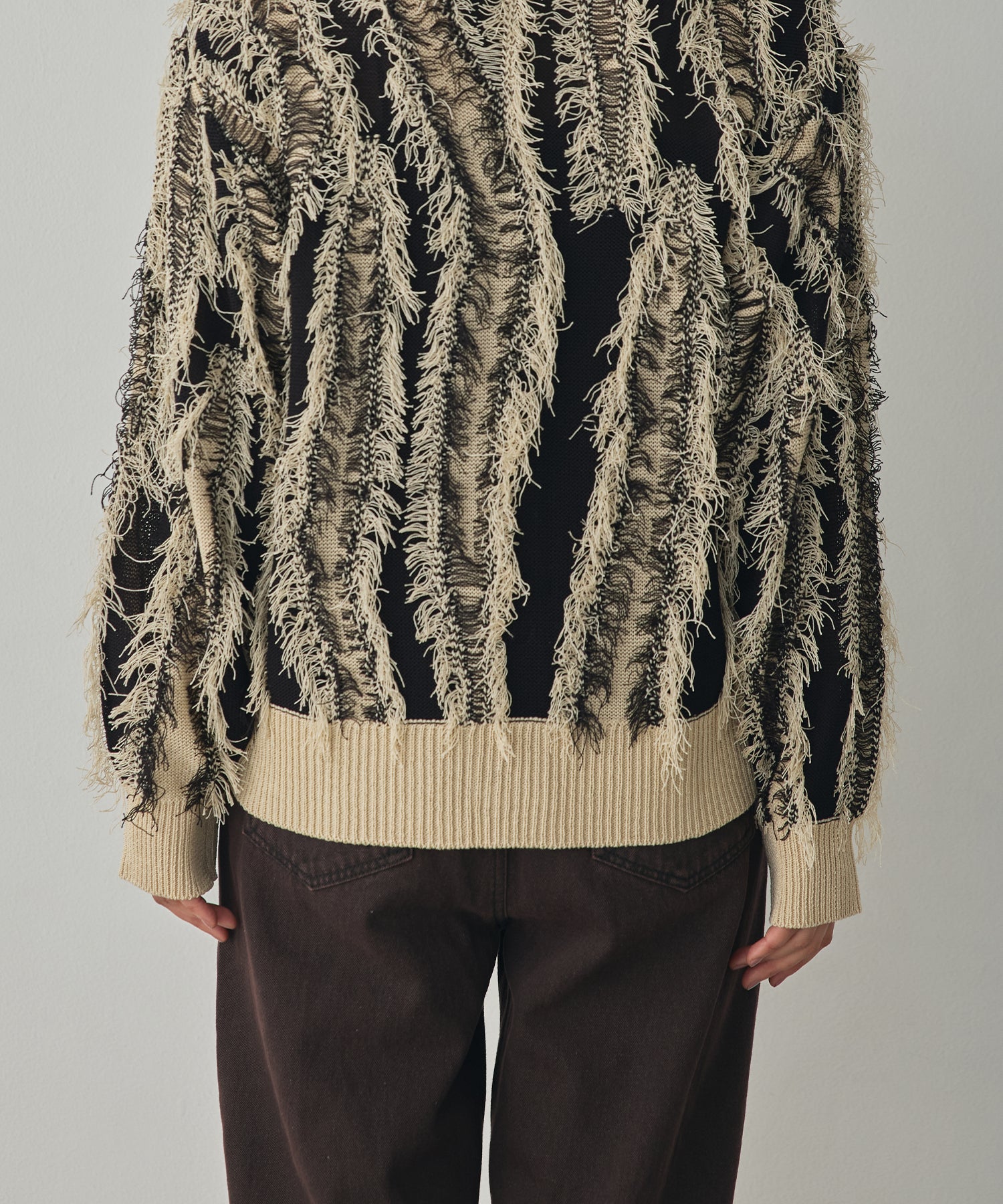 [PRE-ORDER]FRINGE-DESIGN KNIT CARDIGAN
