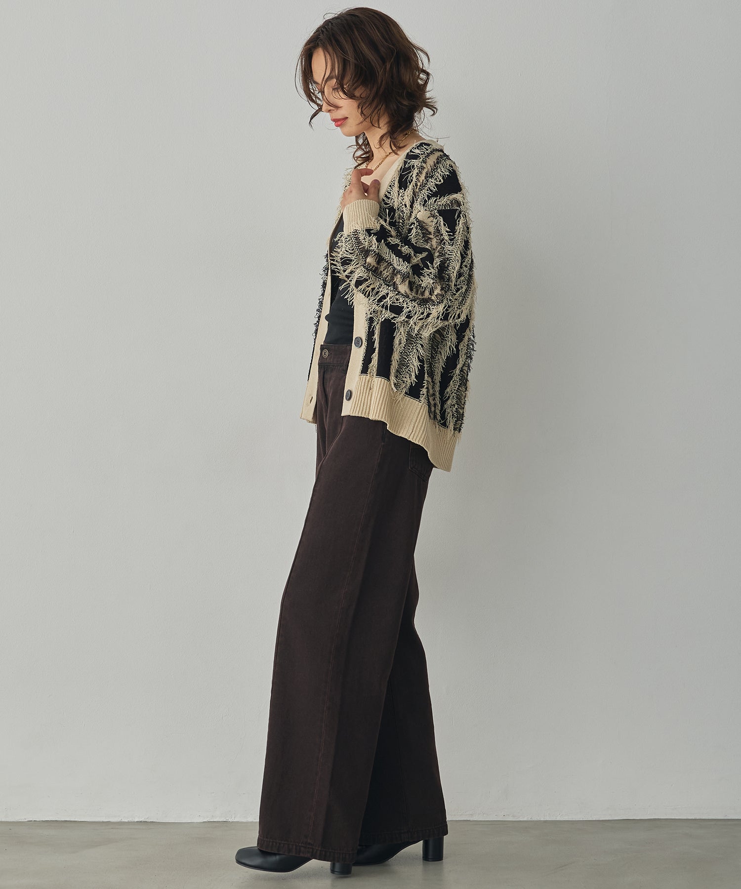 [PRE-ORDER]FRINGE-DESIGN KNIT CARDIGAN