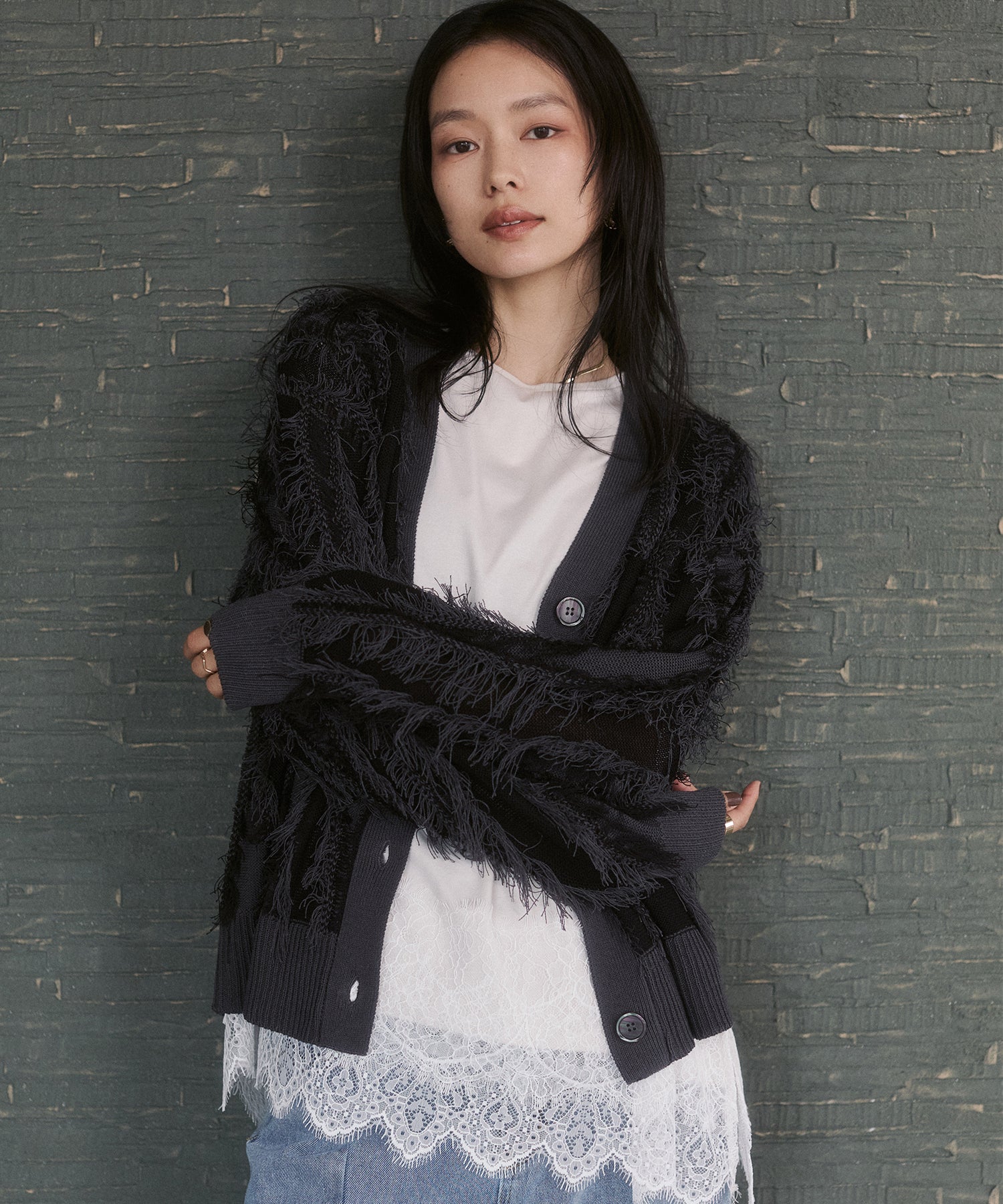 [PRE-ORDER]FRINGE-DESIGN KNIT CARDIGAN