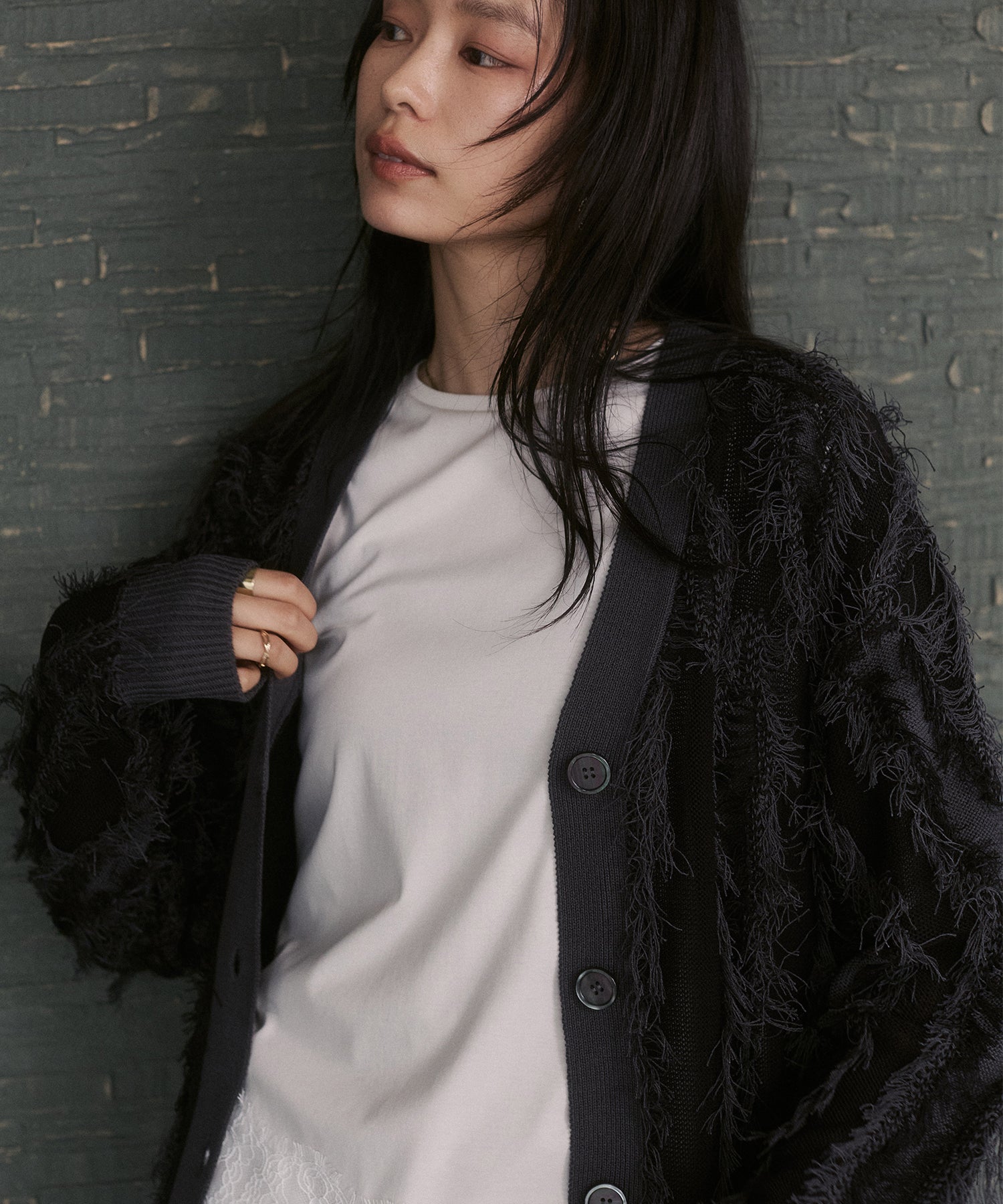 [PRE-ORDER]FRINGE-DESIGN KNIT CARDIGAN