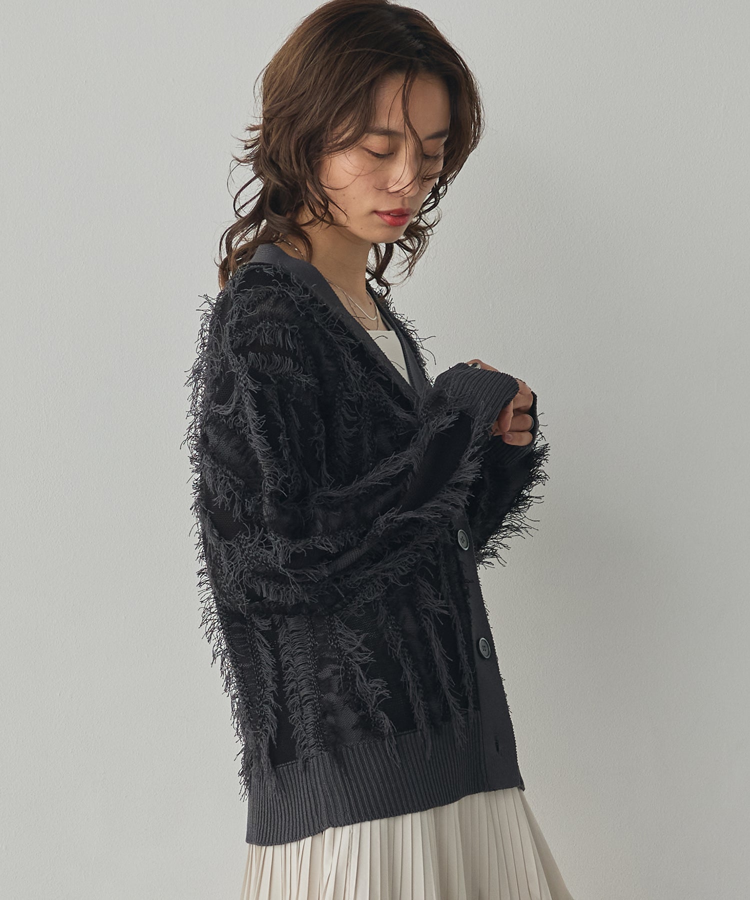 [PRE-ORDER]FRINGE-DESIGN KNIT CARDIGAN