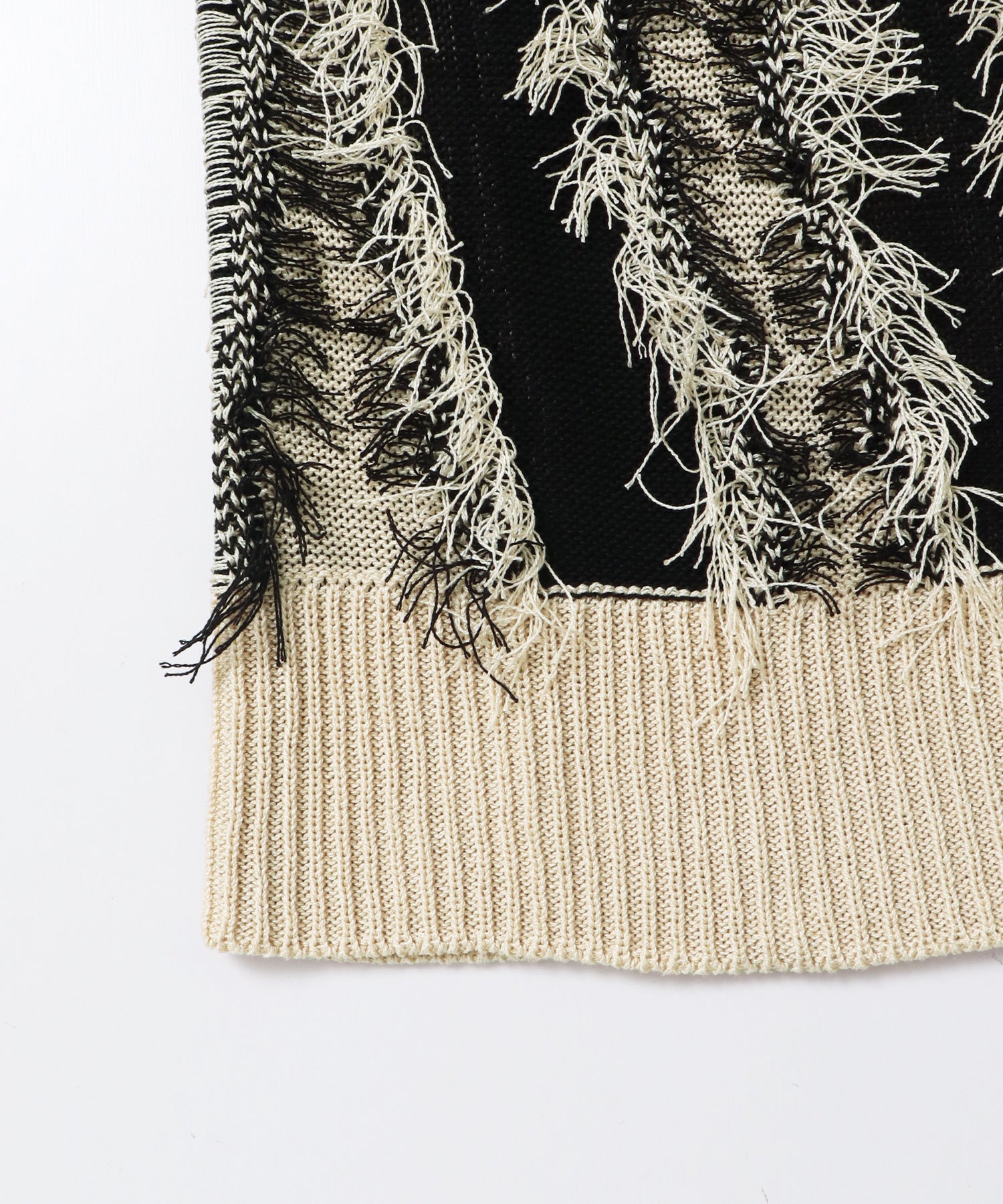 [PRE-ORDER]FRINGE-DESIGN KNIT CARDIGAN