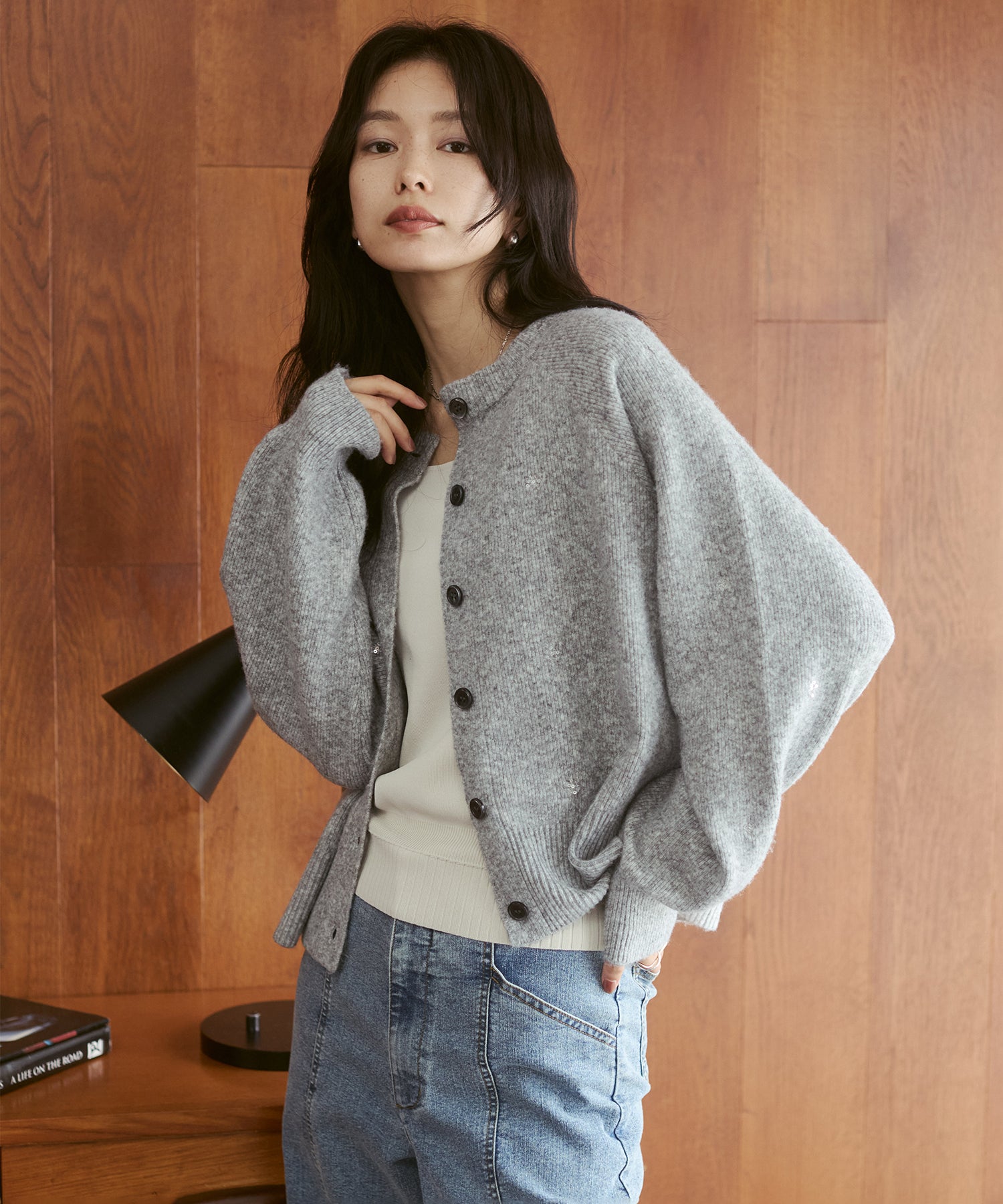[PRE-ORDER]WOOL-BLEND EMBROIDERED KNITTED CARDIGAN