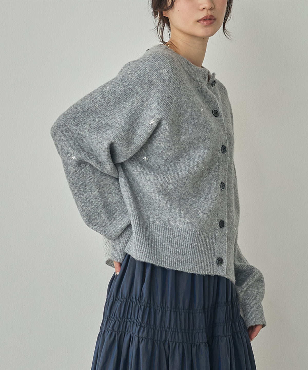 [PRE-ORDER]WOOL-BLEND EMBROIDERED KNITTED CARDIGAN