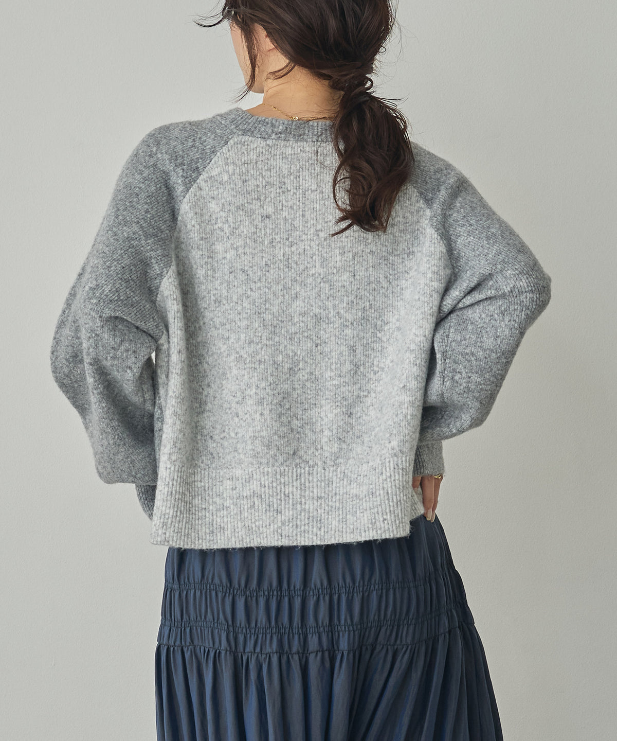 [PRE-ORDER]WOOL-BLEND EMBROIDERED KNITTED CARDIGAN