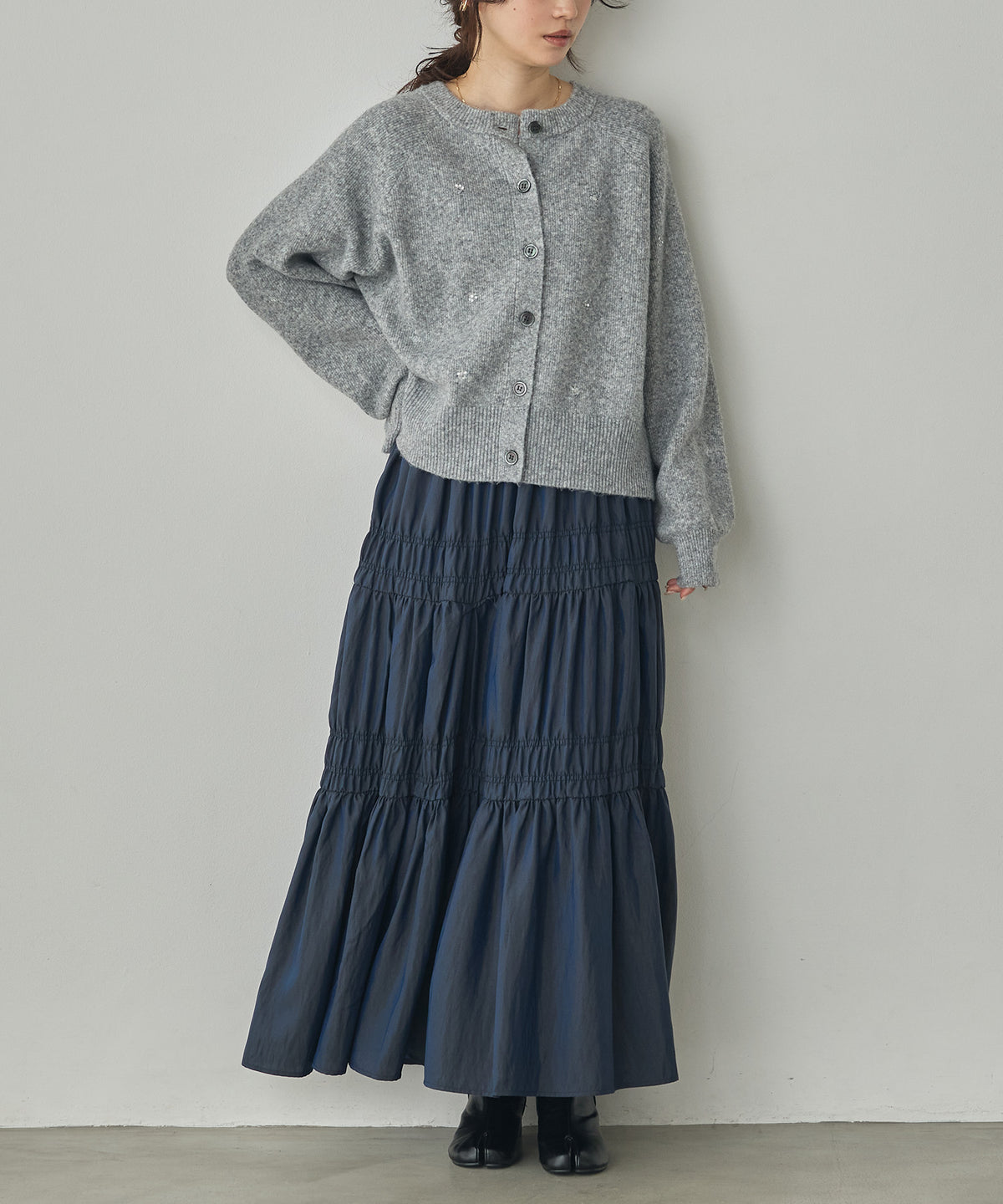 [PRE-ORDER]WOOL-BLEND EMBROIDERED KNITTED CARDIGAN