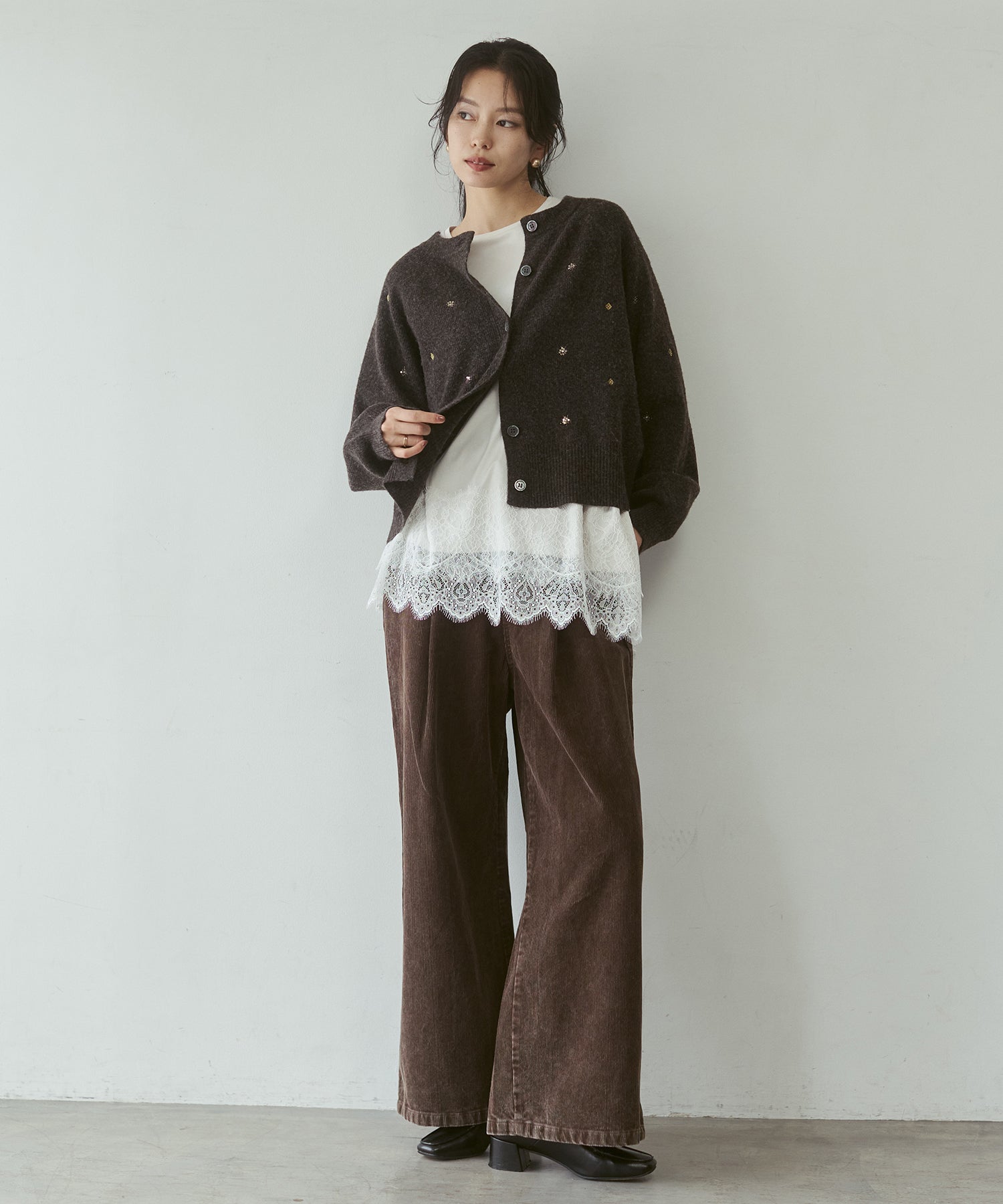 [PRE-ORDER]WOOL-BLEND EMBROIDERED KNITTED CARDIGAN