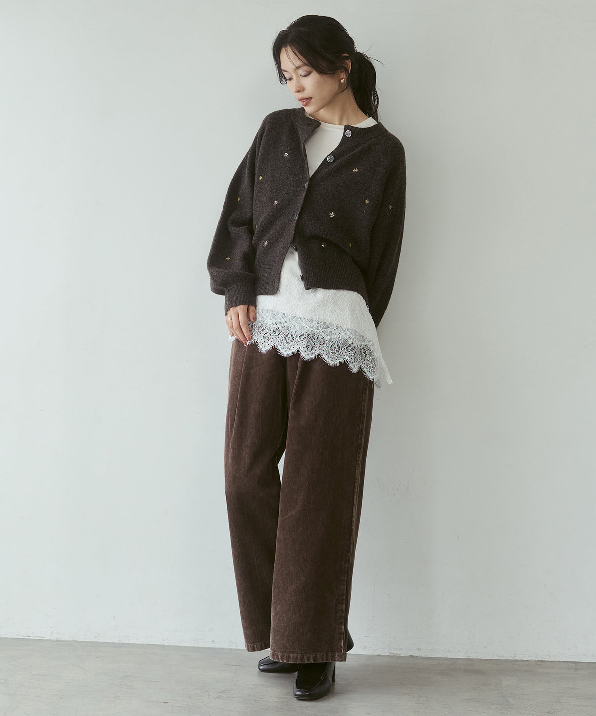 [PRE-ORDER]WOOL-BLEND EMBROIDERED KNITTED CARDIGAN