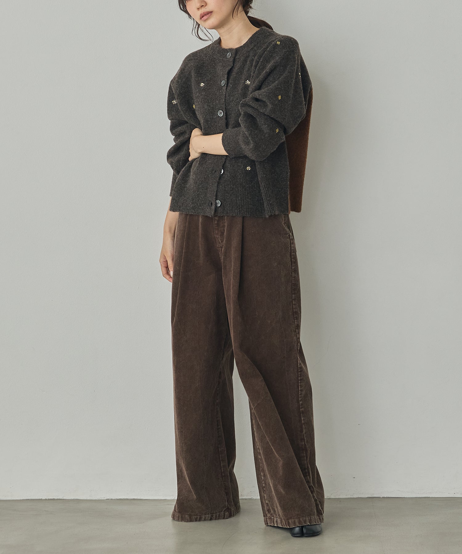 [PRE-ORDER]WOOL-BLEND EMBROIDERED KNITTED CARDIGAN