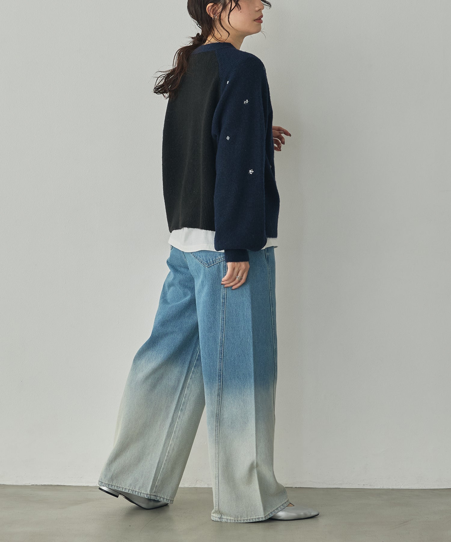 [PRE-ORDER]WOOL-BLEND EMBROIDERED KNITTED CARDIGAN